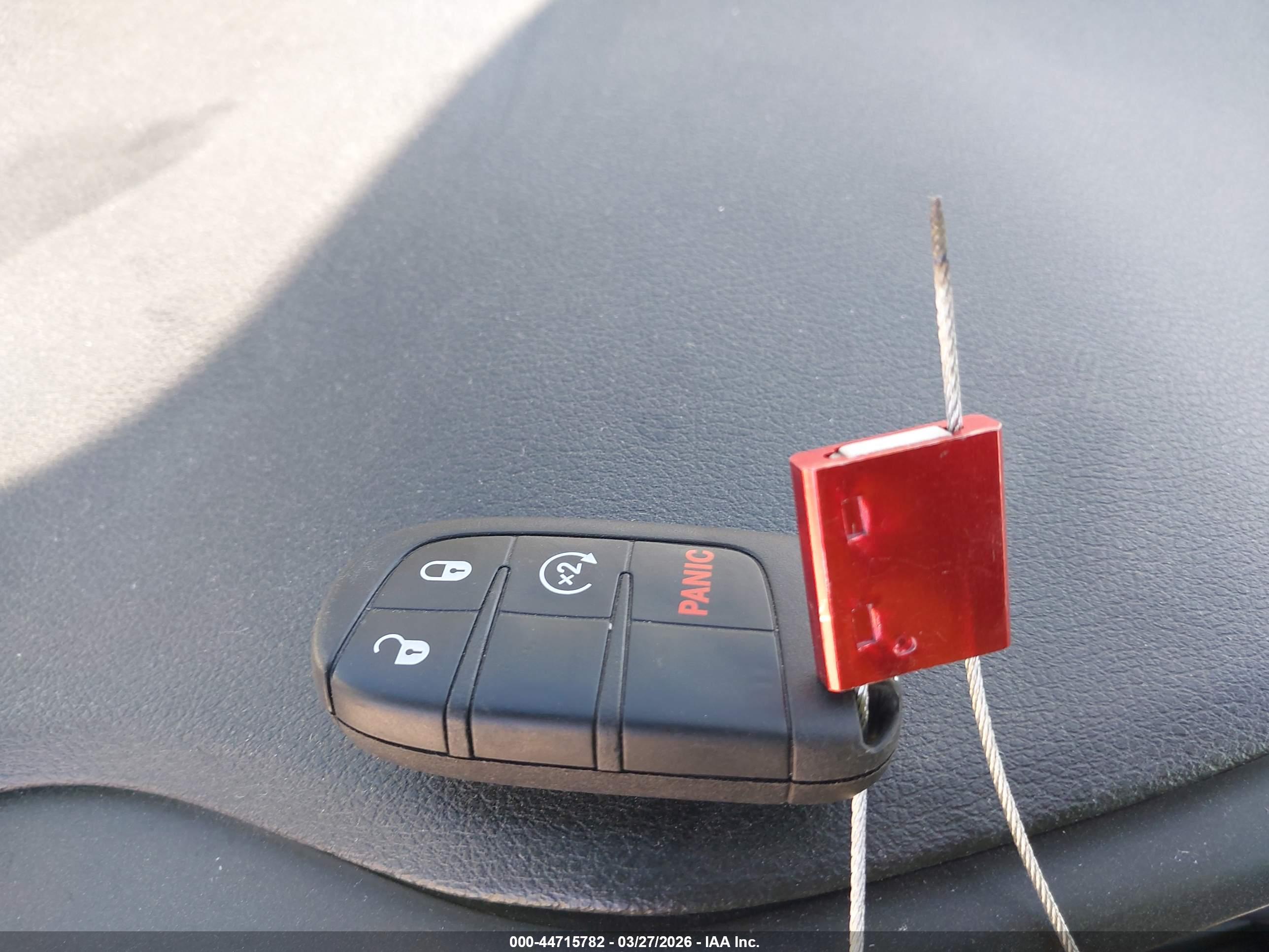 JEEP RENEGADE image 11