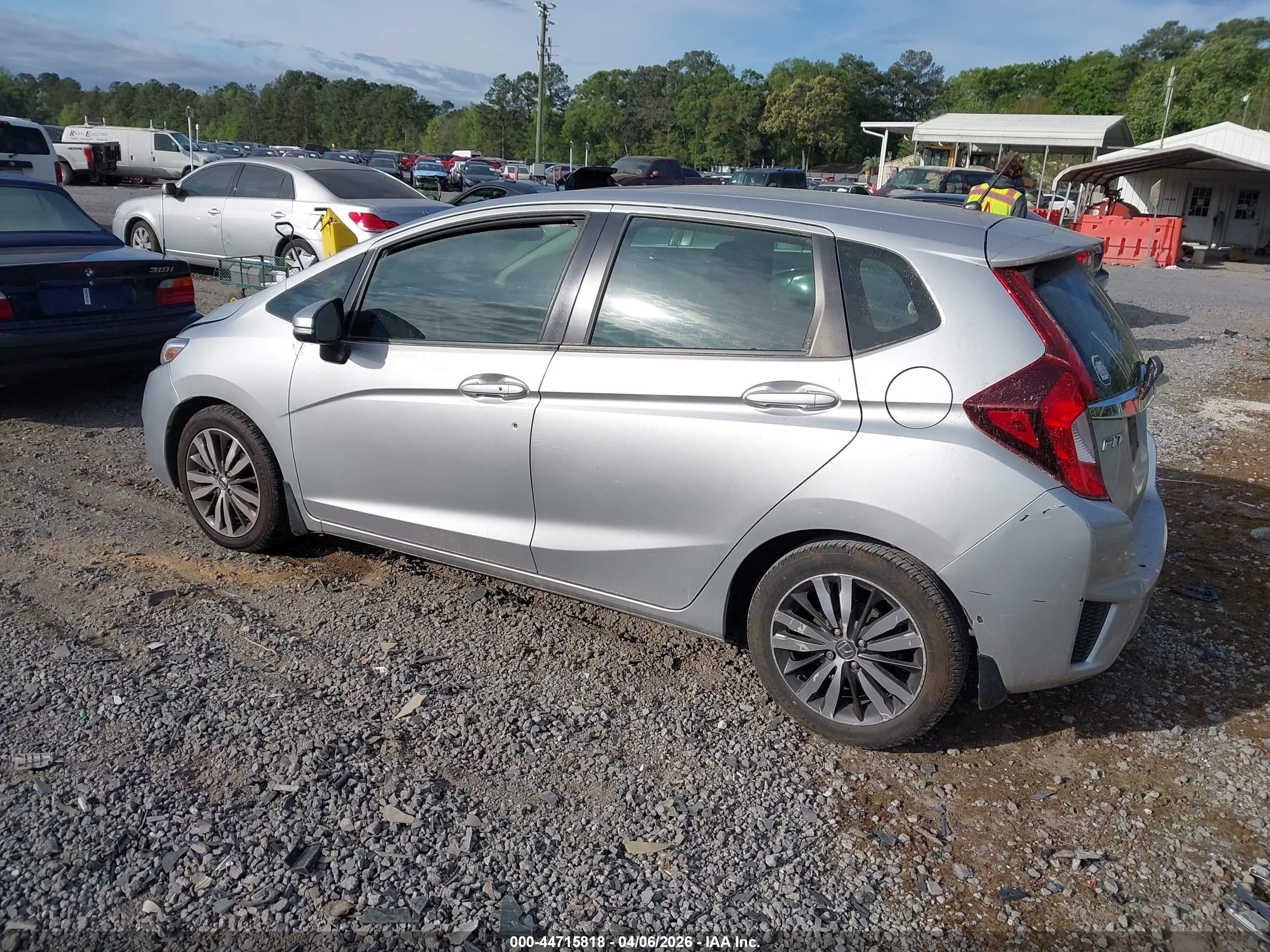 HONDA FIT image 3
