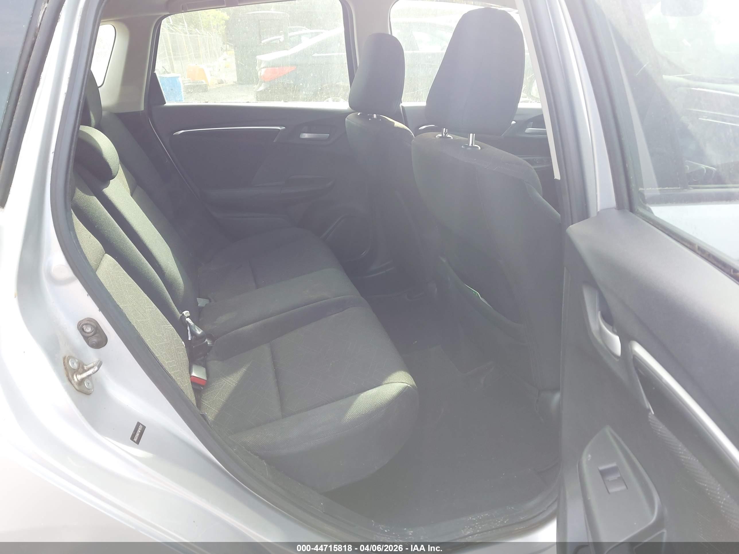 HONDA FIT image 8