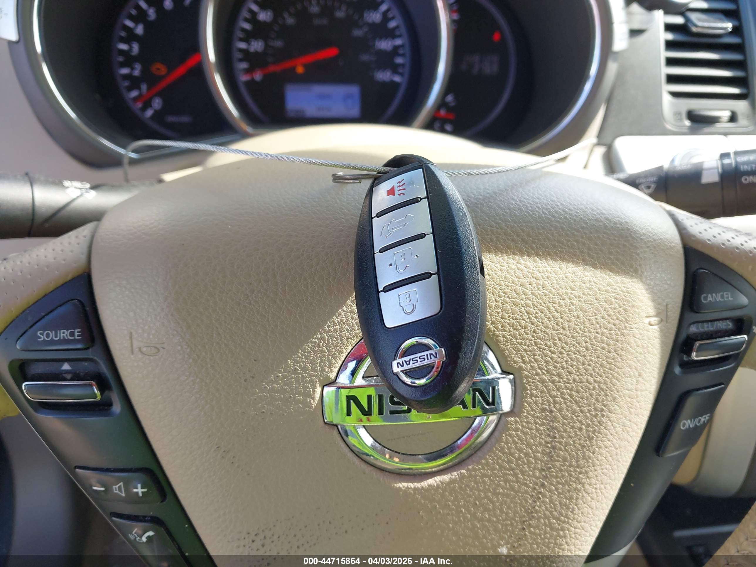 NISSAN MURANO image 11