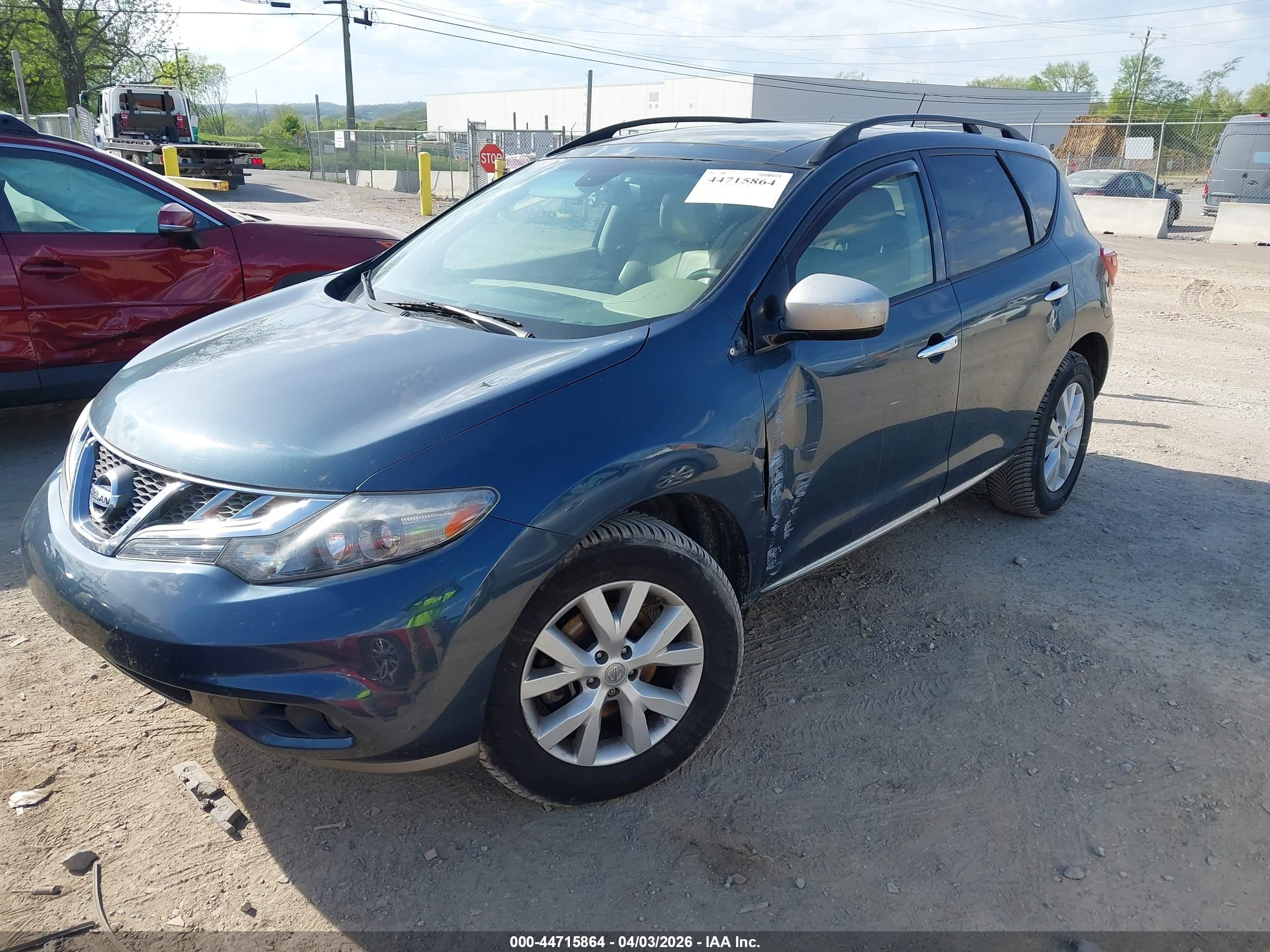 NISSAN MURANO image 2