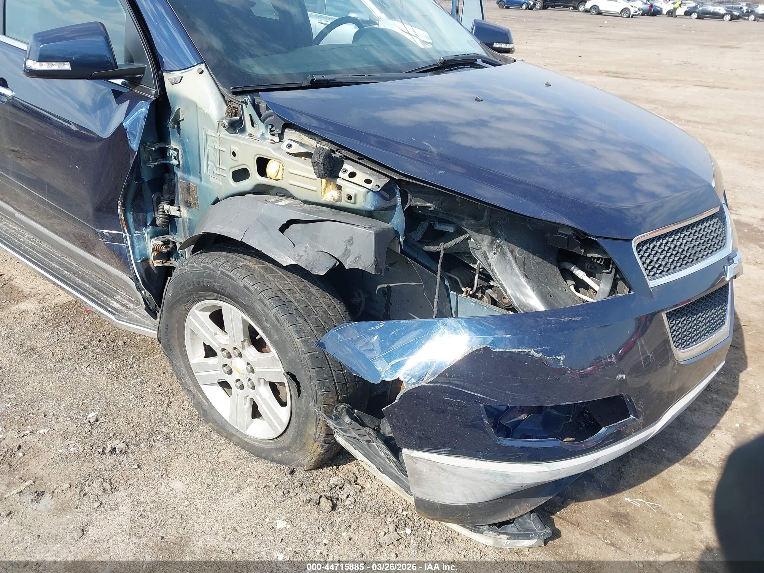 CHEVROLET TRAVERSE image 6