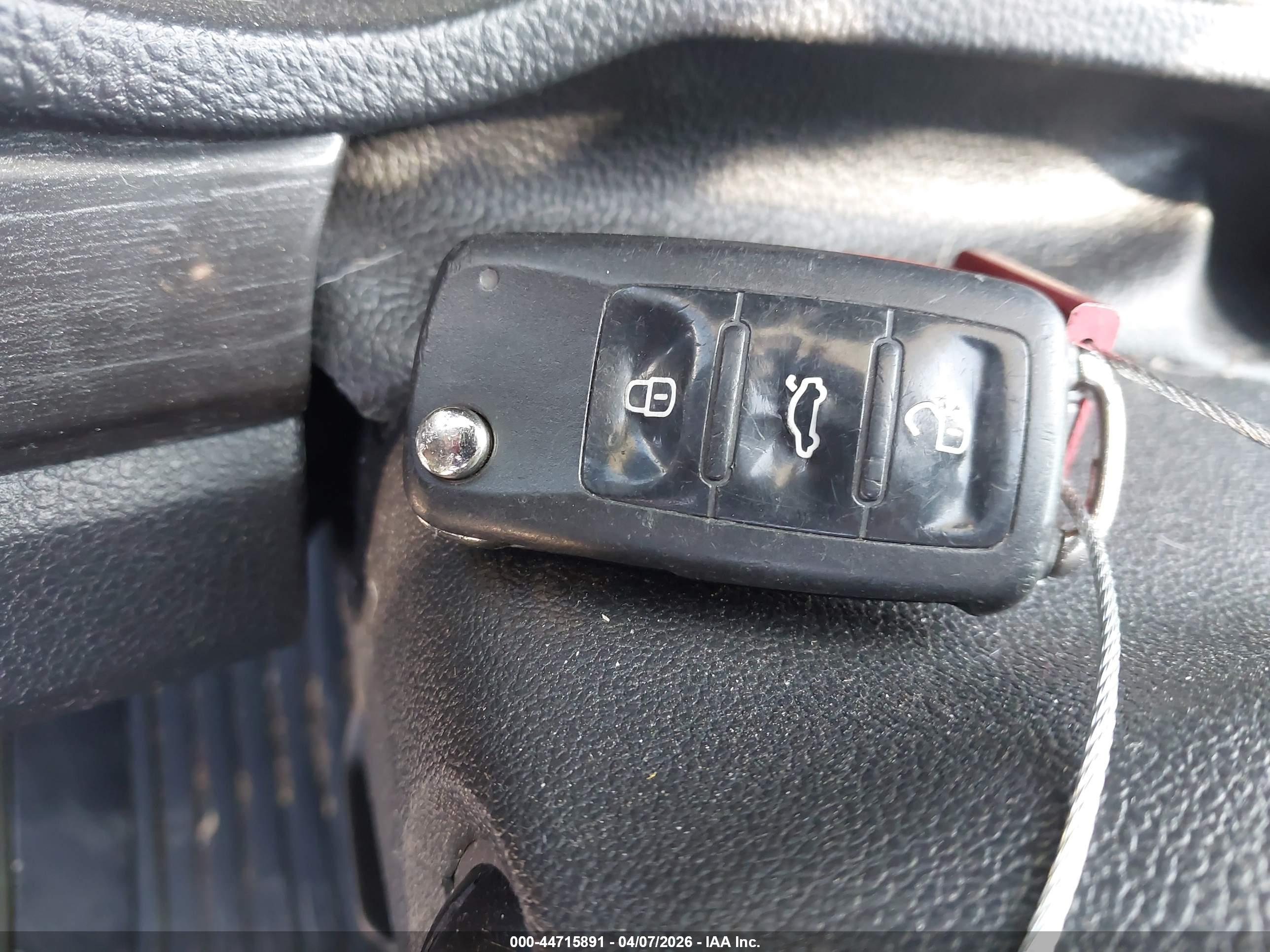 VOLKSWAGEN PASSAT image 11
