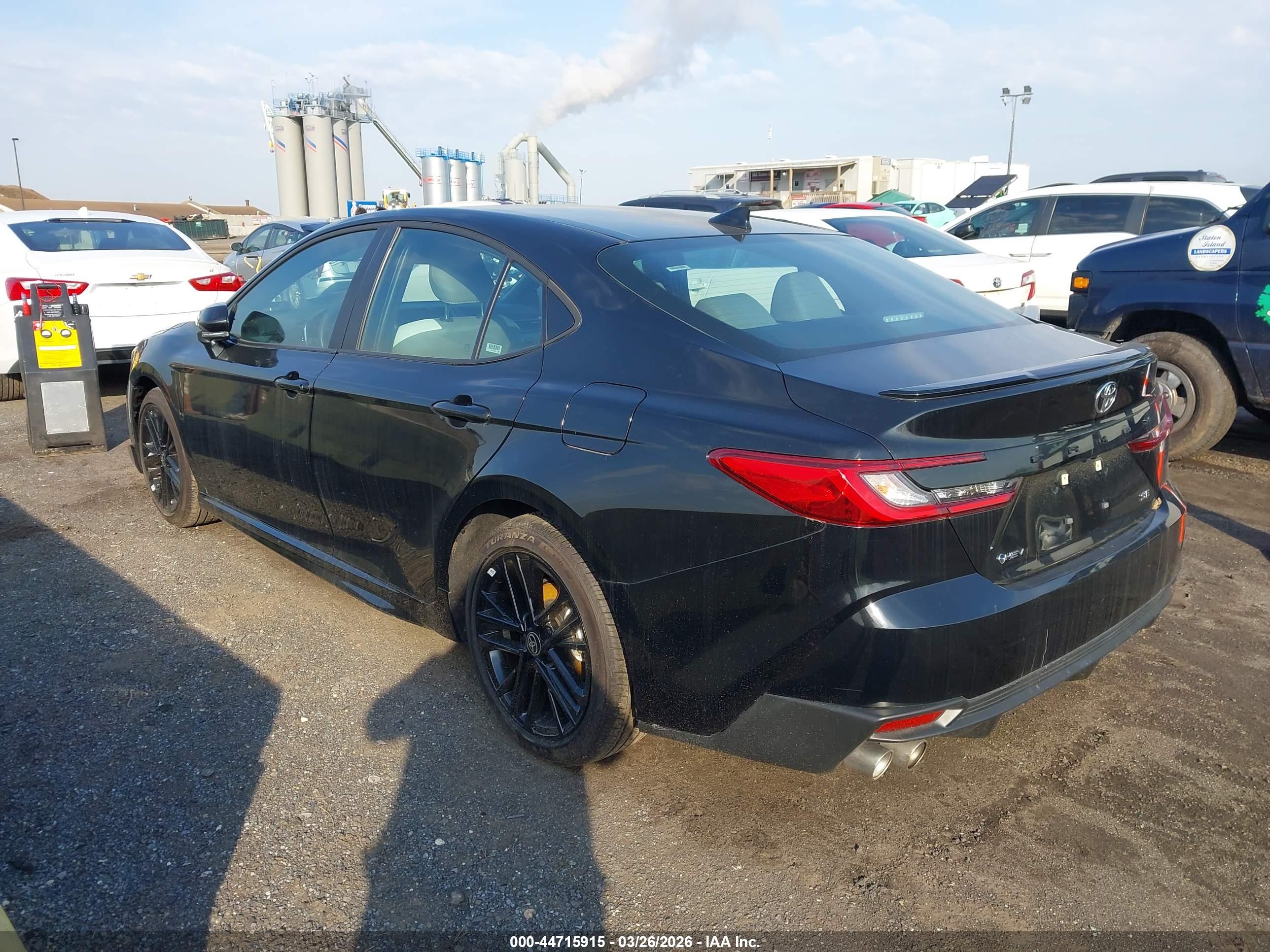 TOYOTA CAMRY image 6