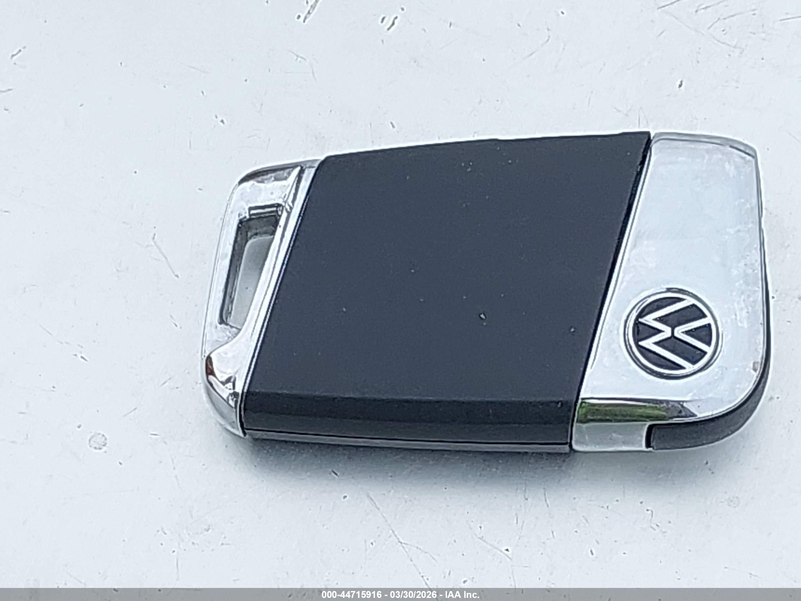 VOLKSWAGEN ATLAS image 11