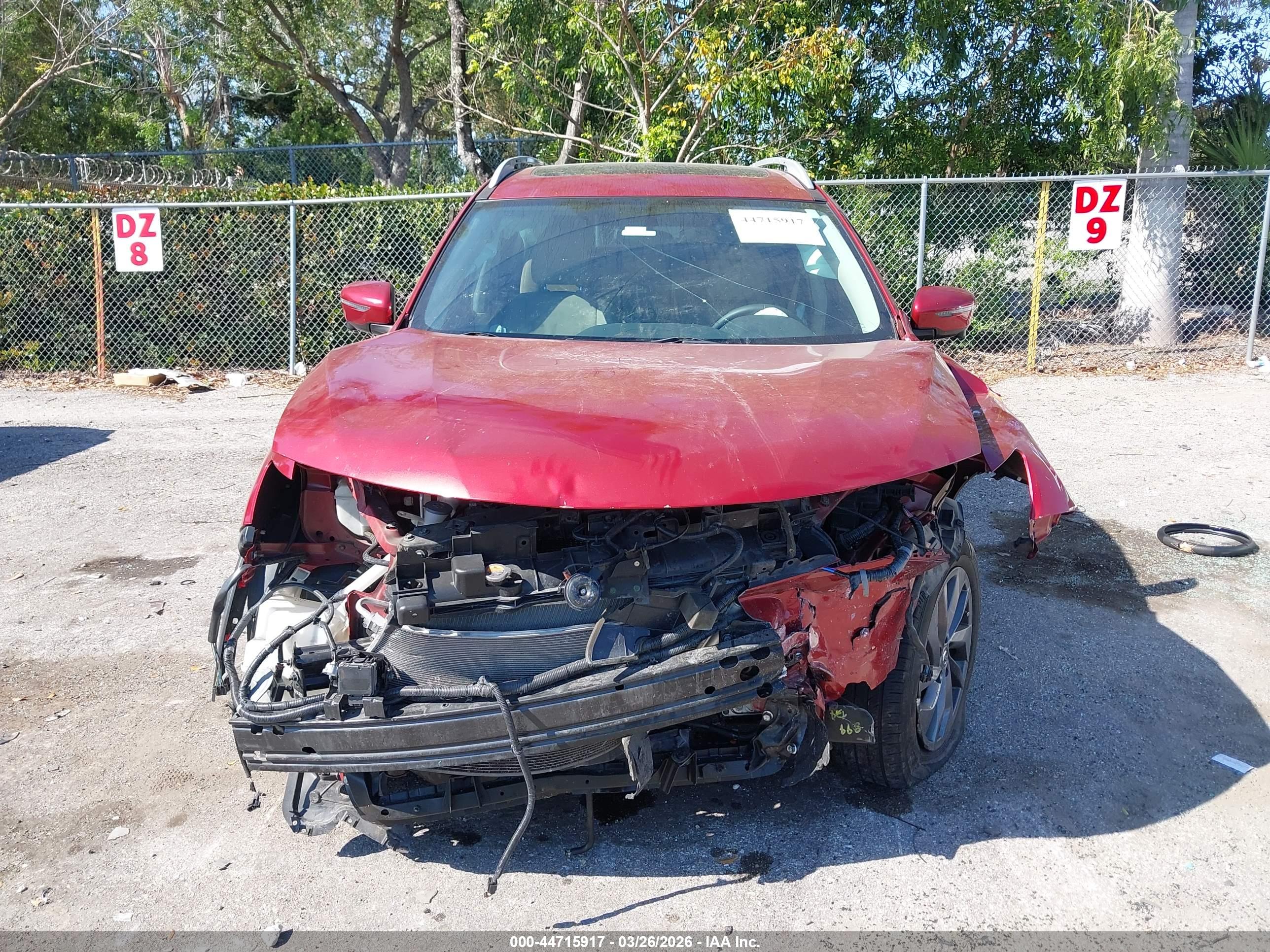 NISSAN ROGUE image 6