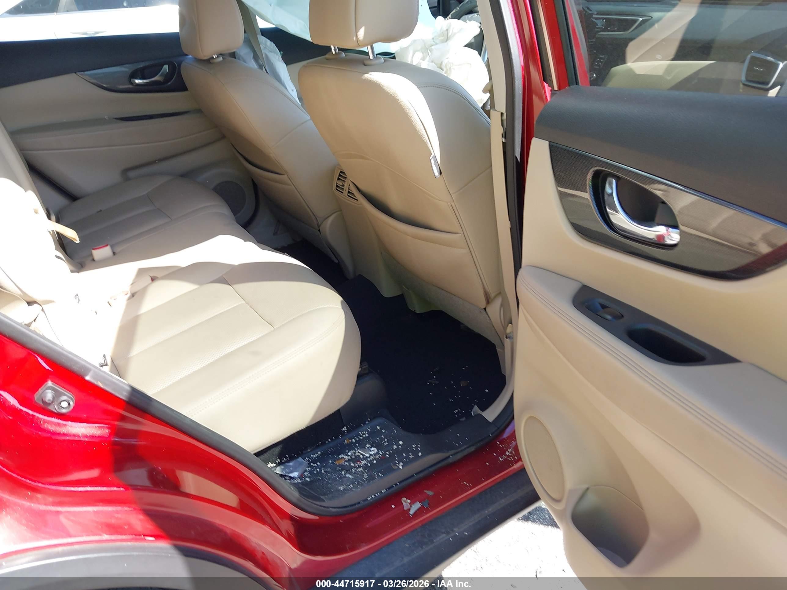 NISSAN ROGUE image 8