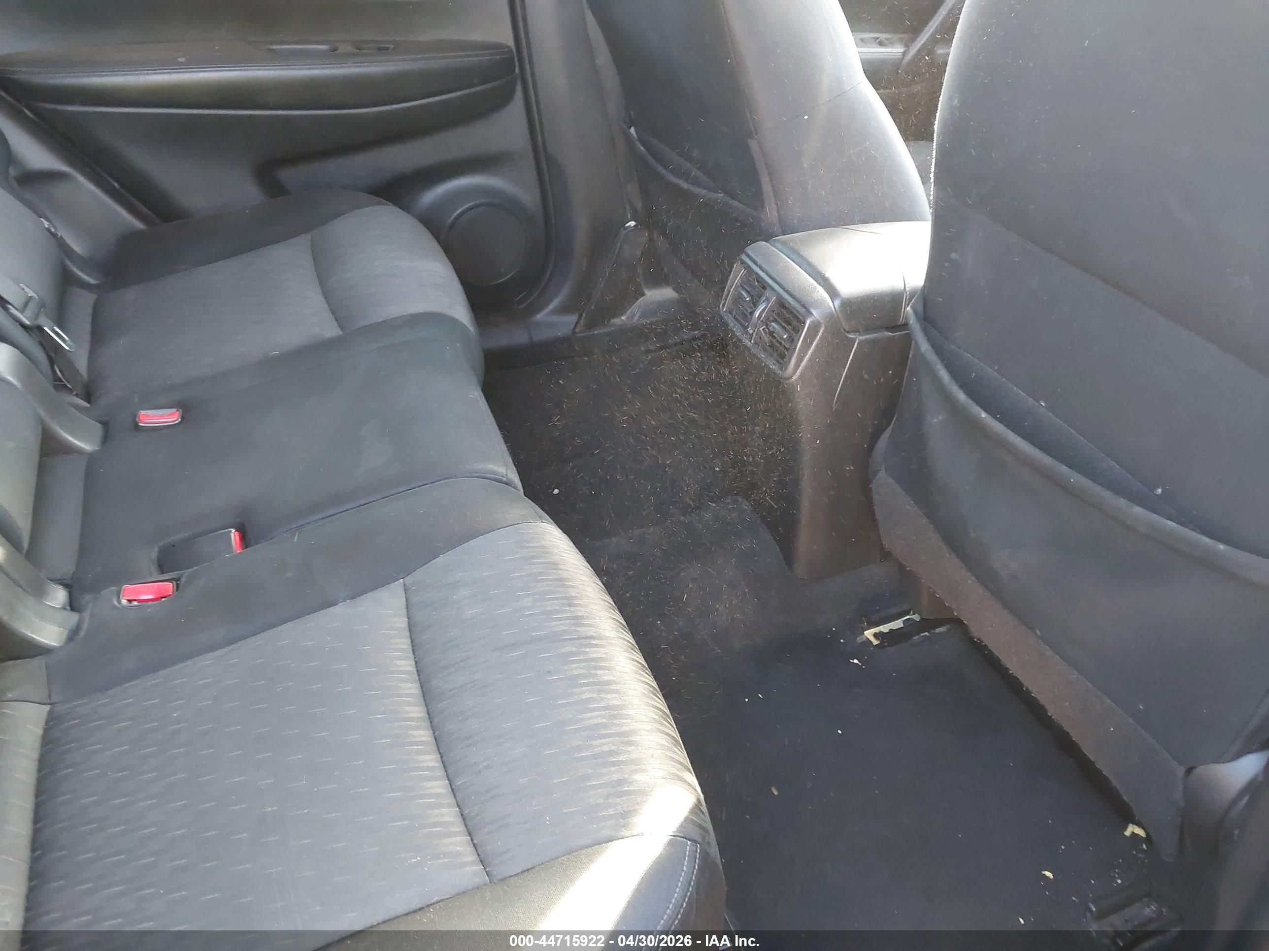 NISSAN ROGUE image 8