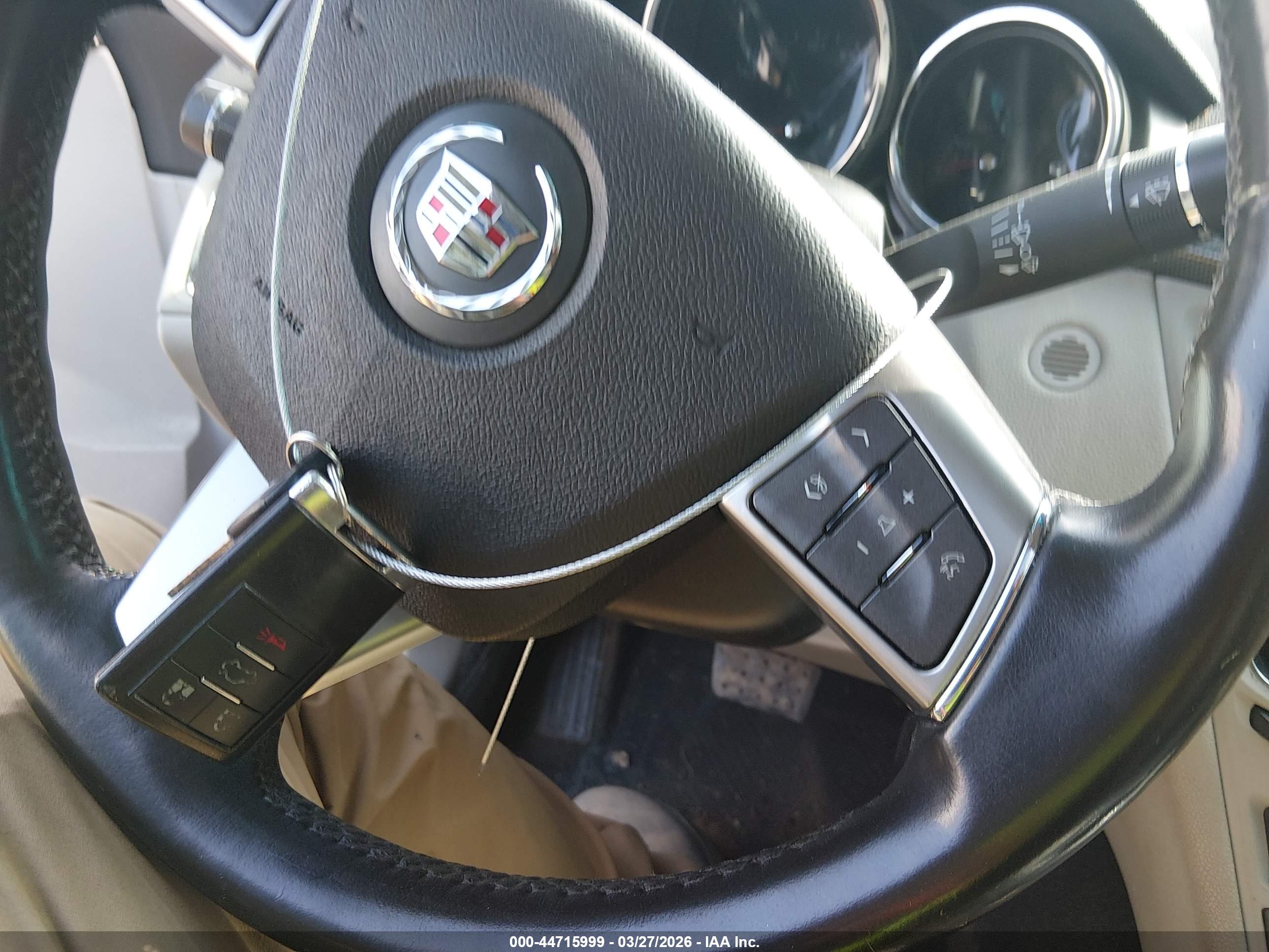 CADILLAC CTS image 11