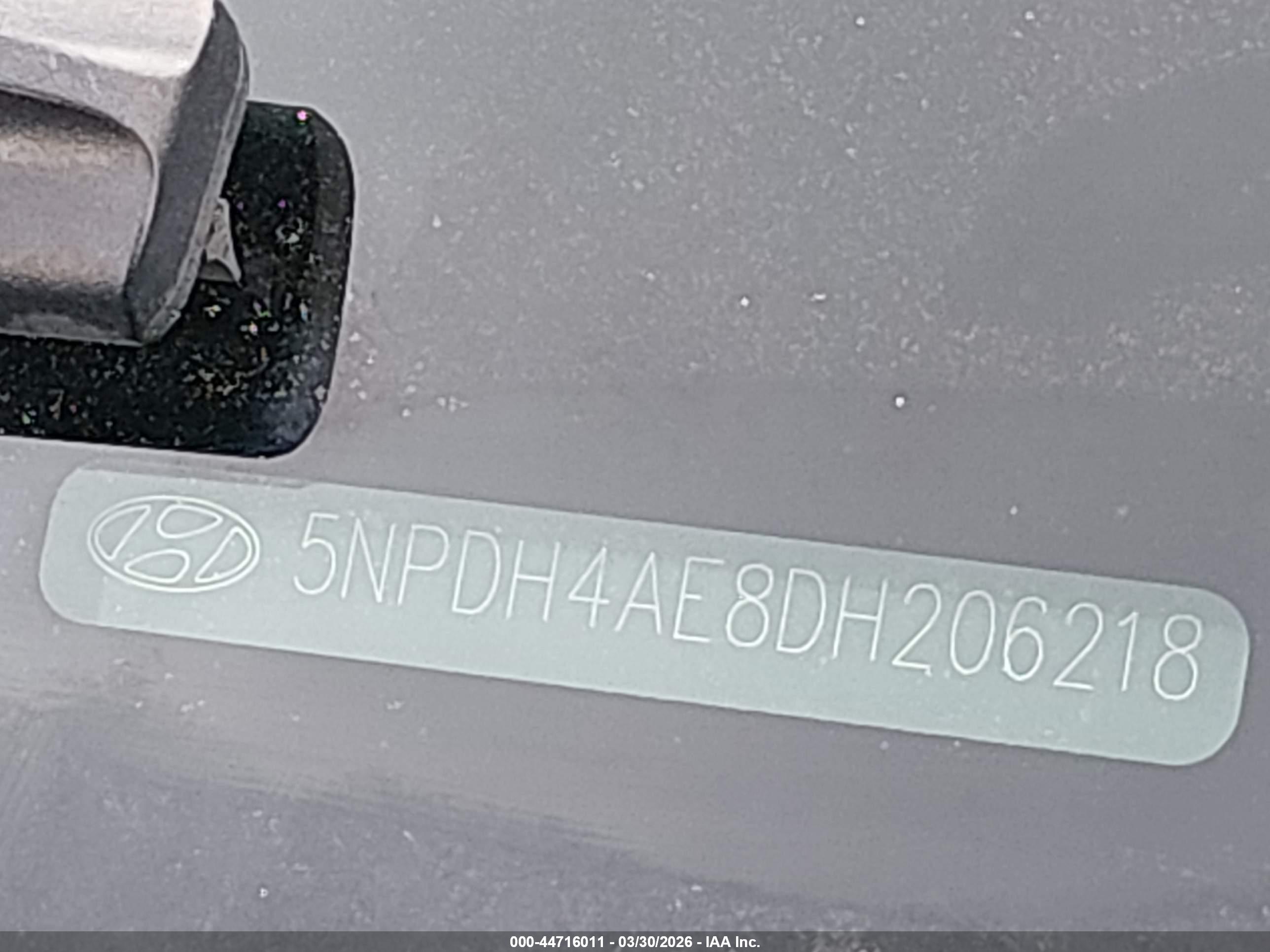 HYUNDAI ELANTRA image 9