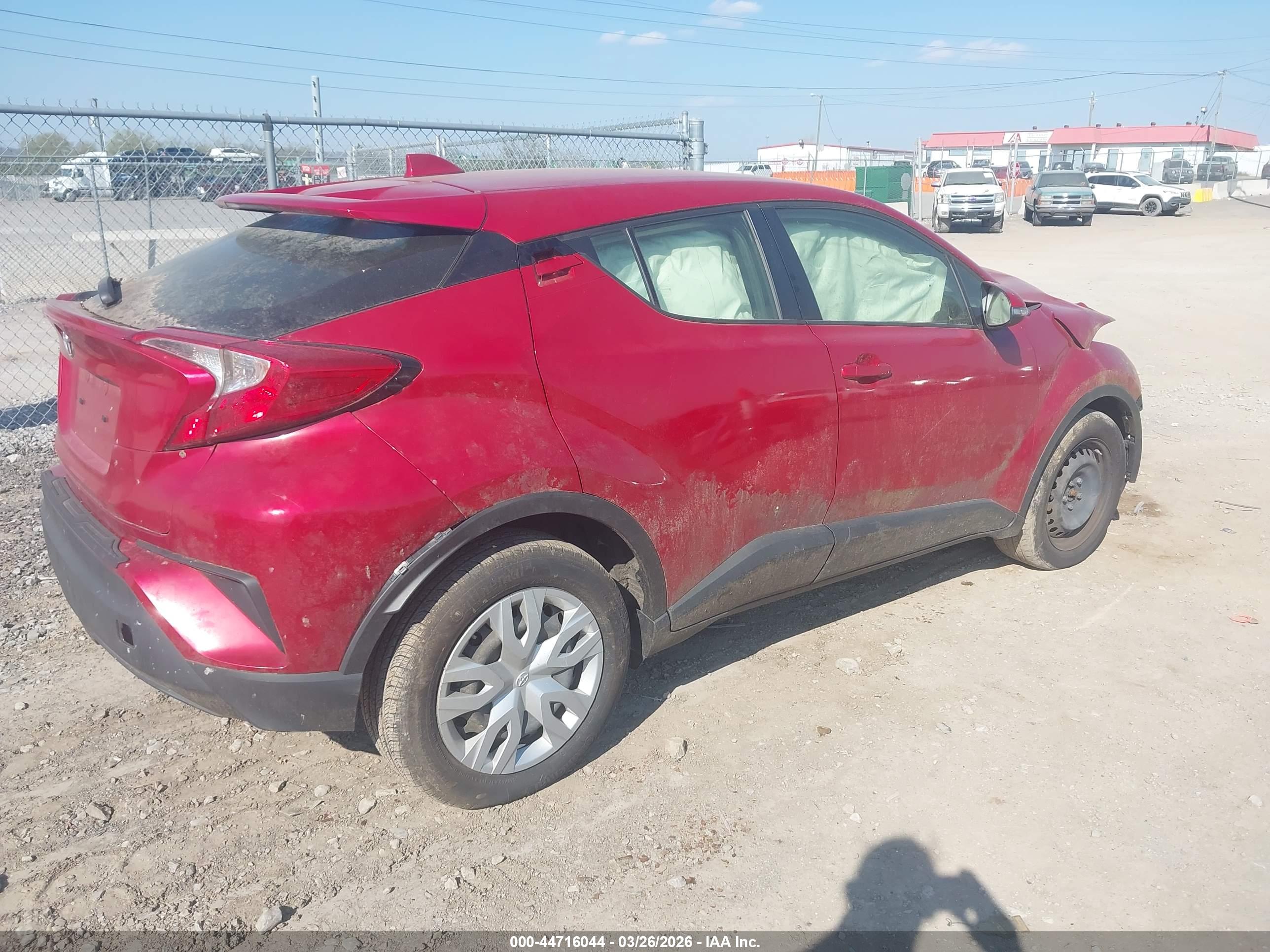 TOYOTA C-HR image 4