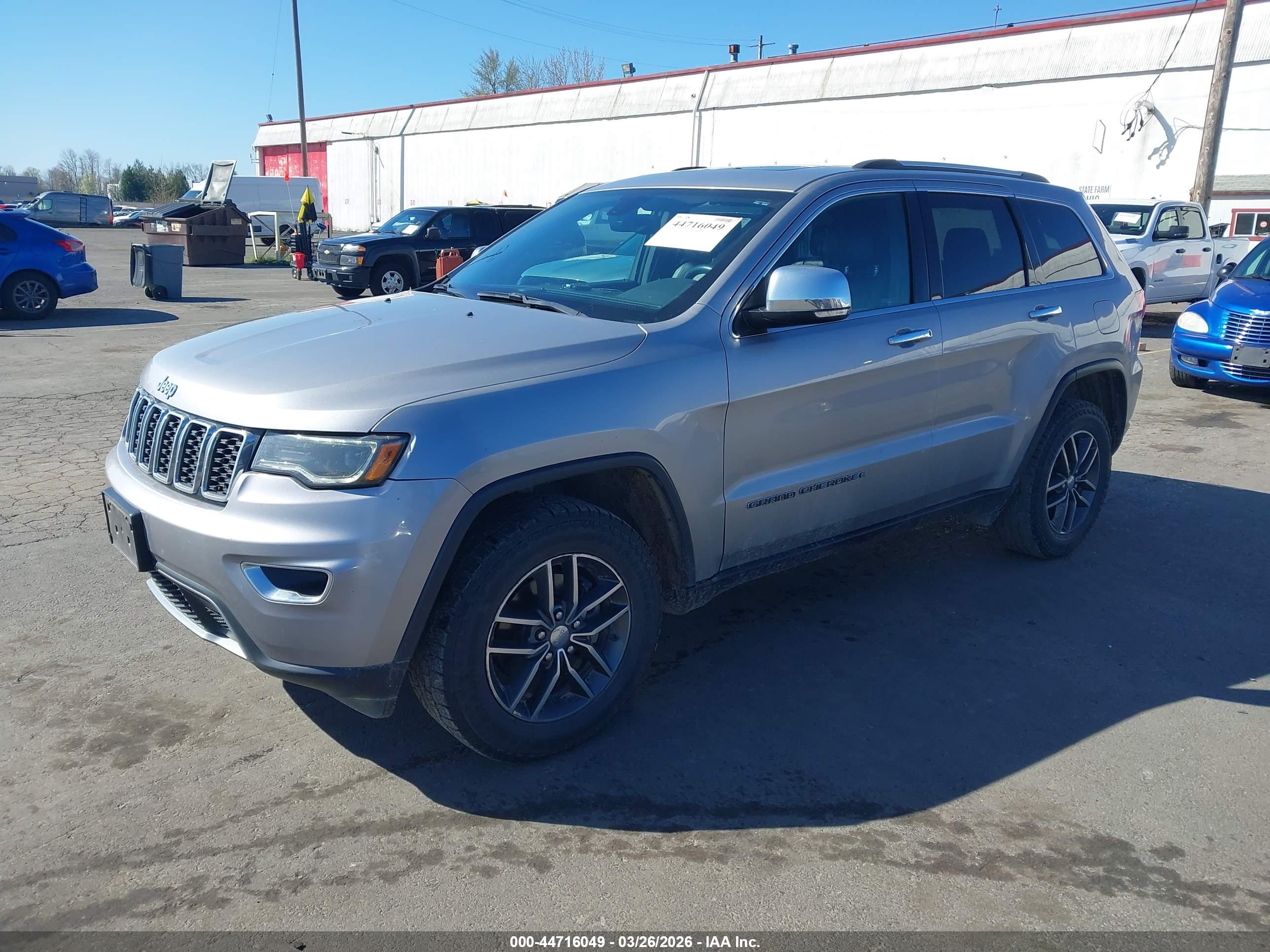 JEEP GRAND image 2