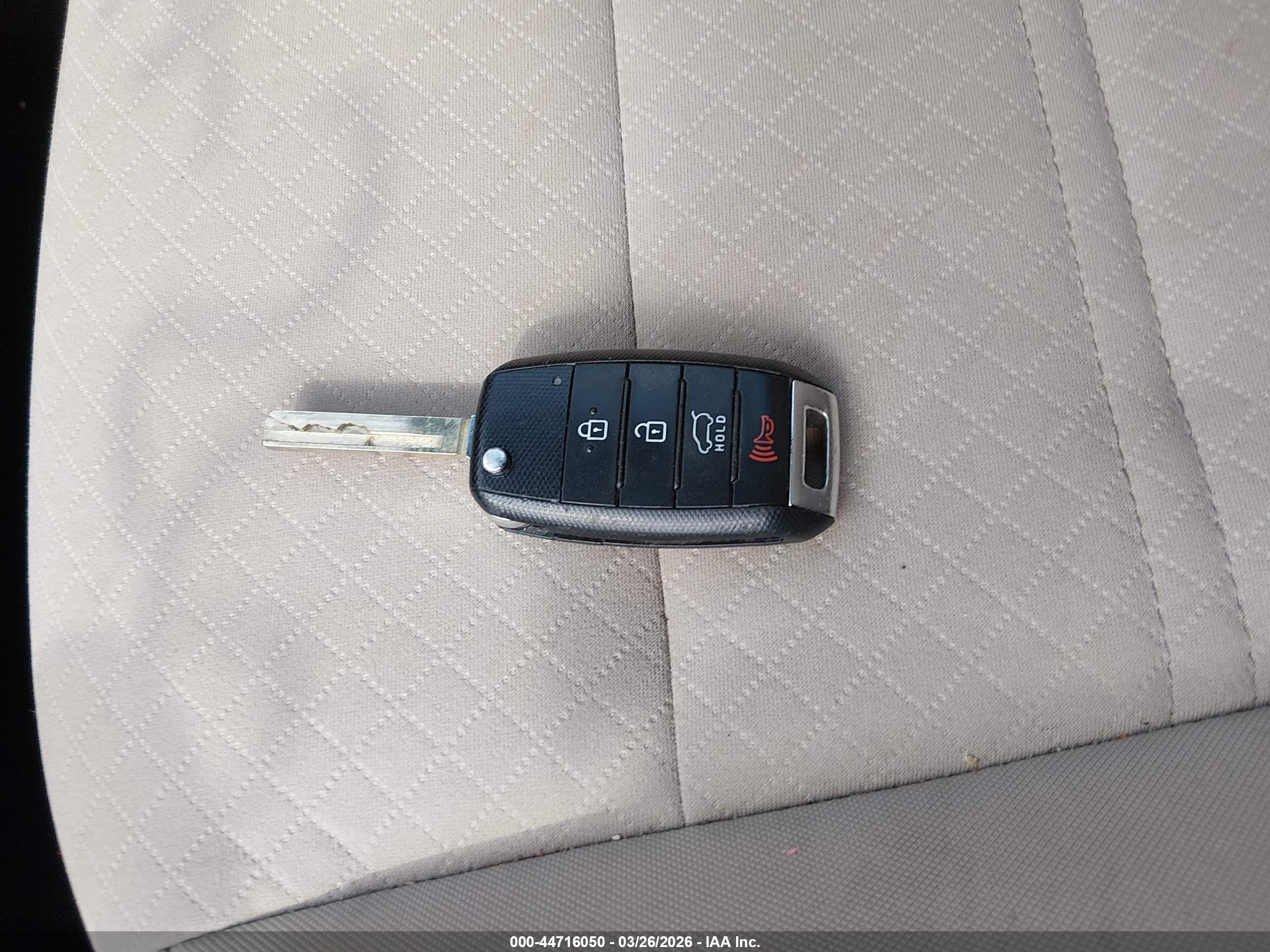 KIA SORENTO image 11