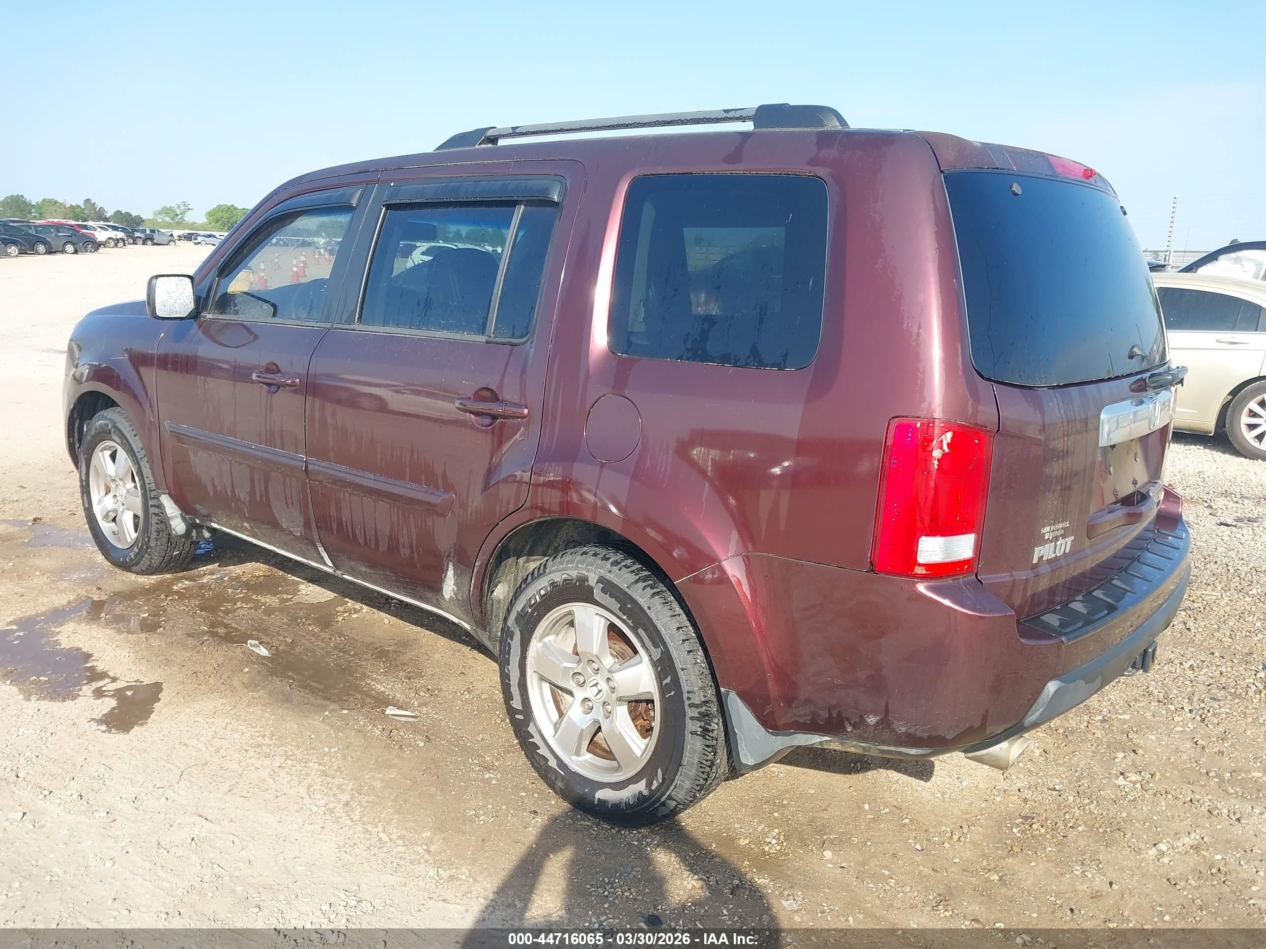 HONDA PILOT image 3