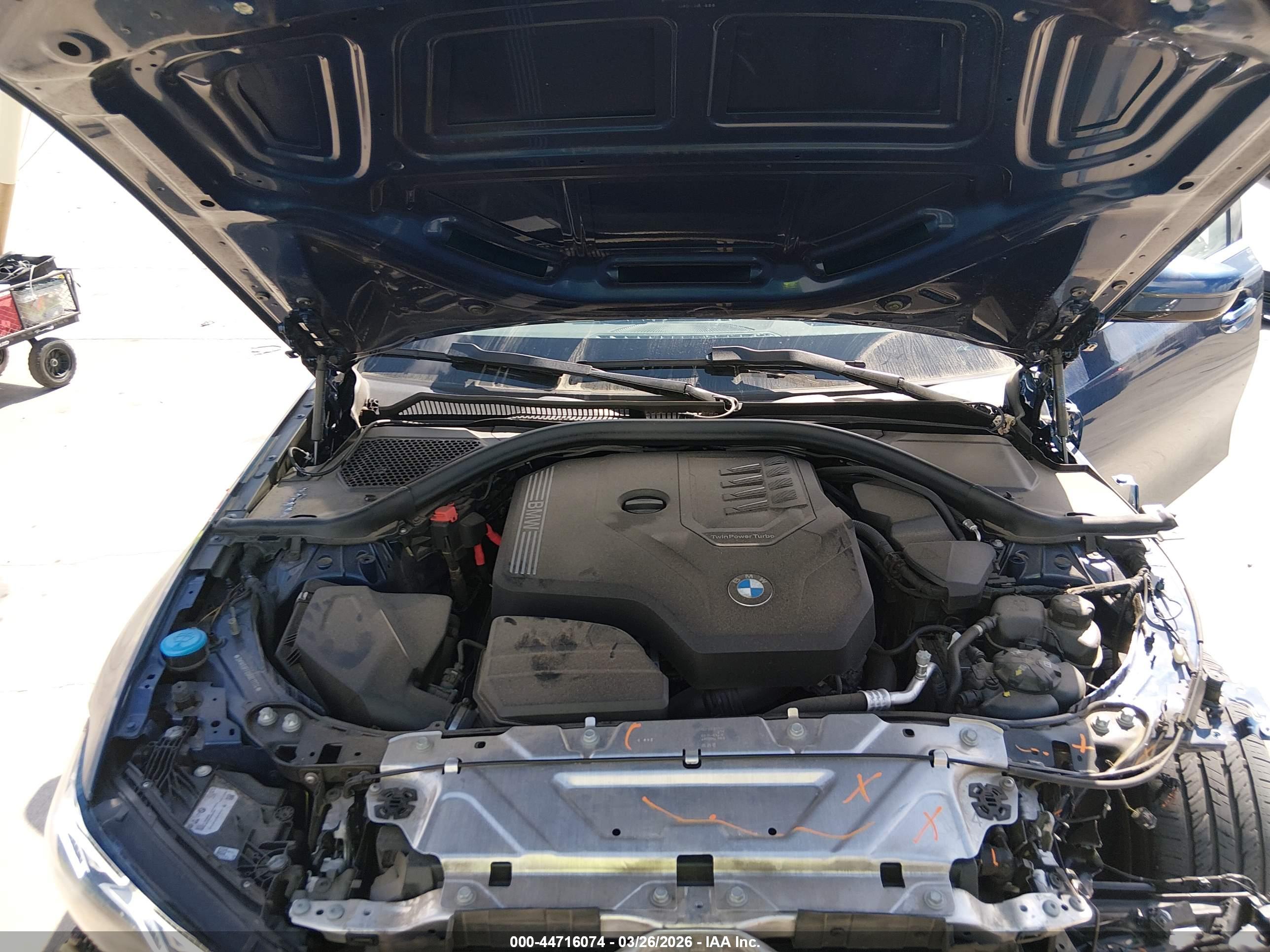 BMW 330I image 10