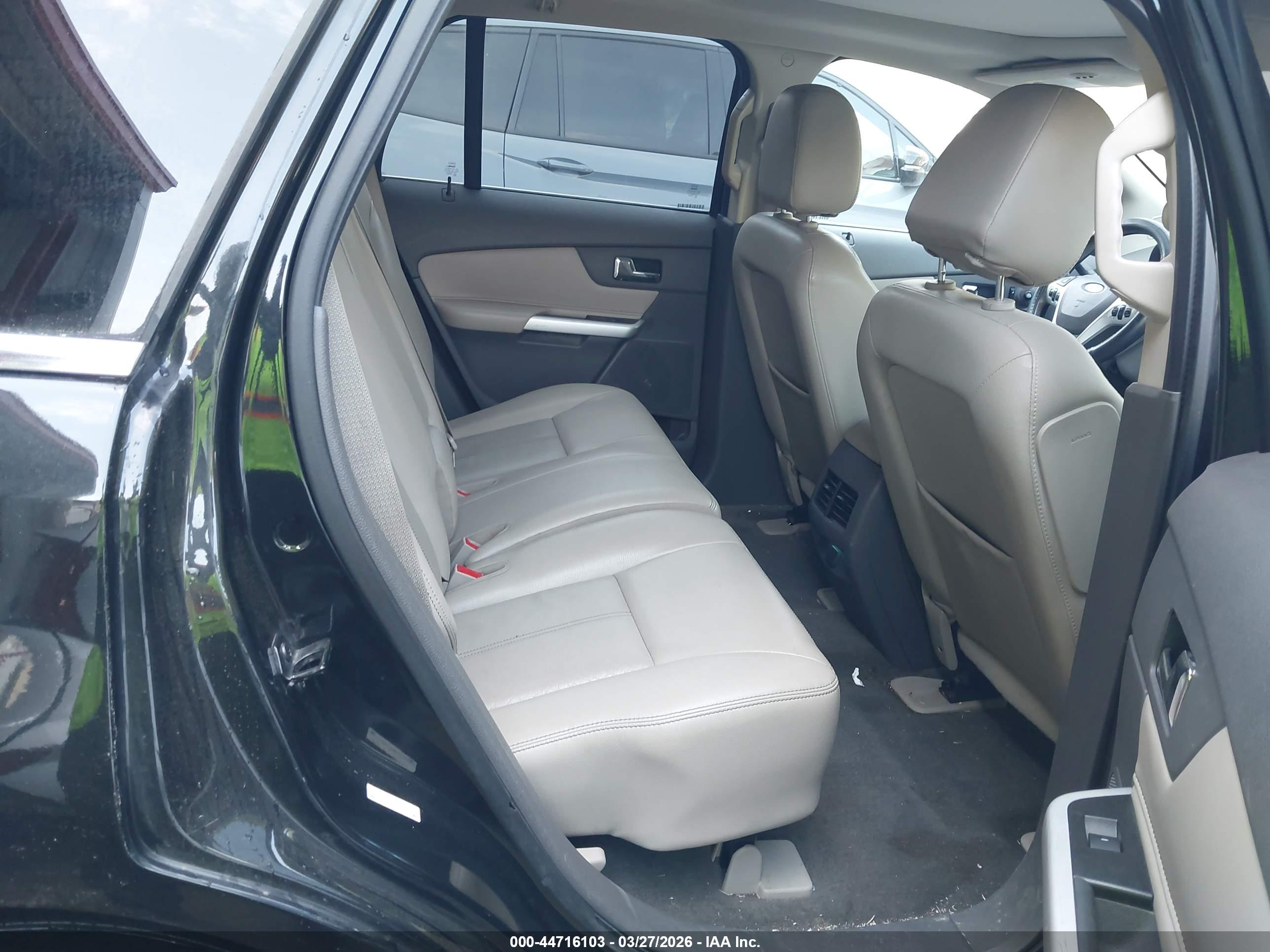 FORD EDGE image 8