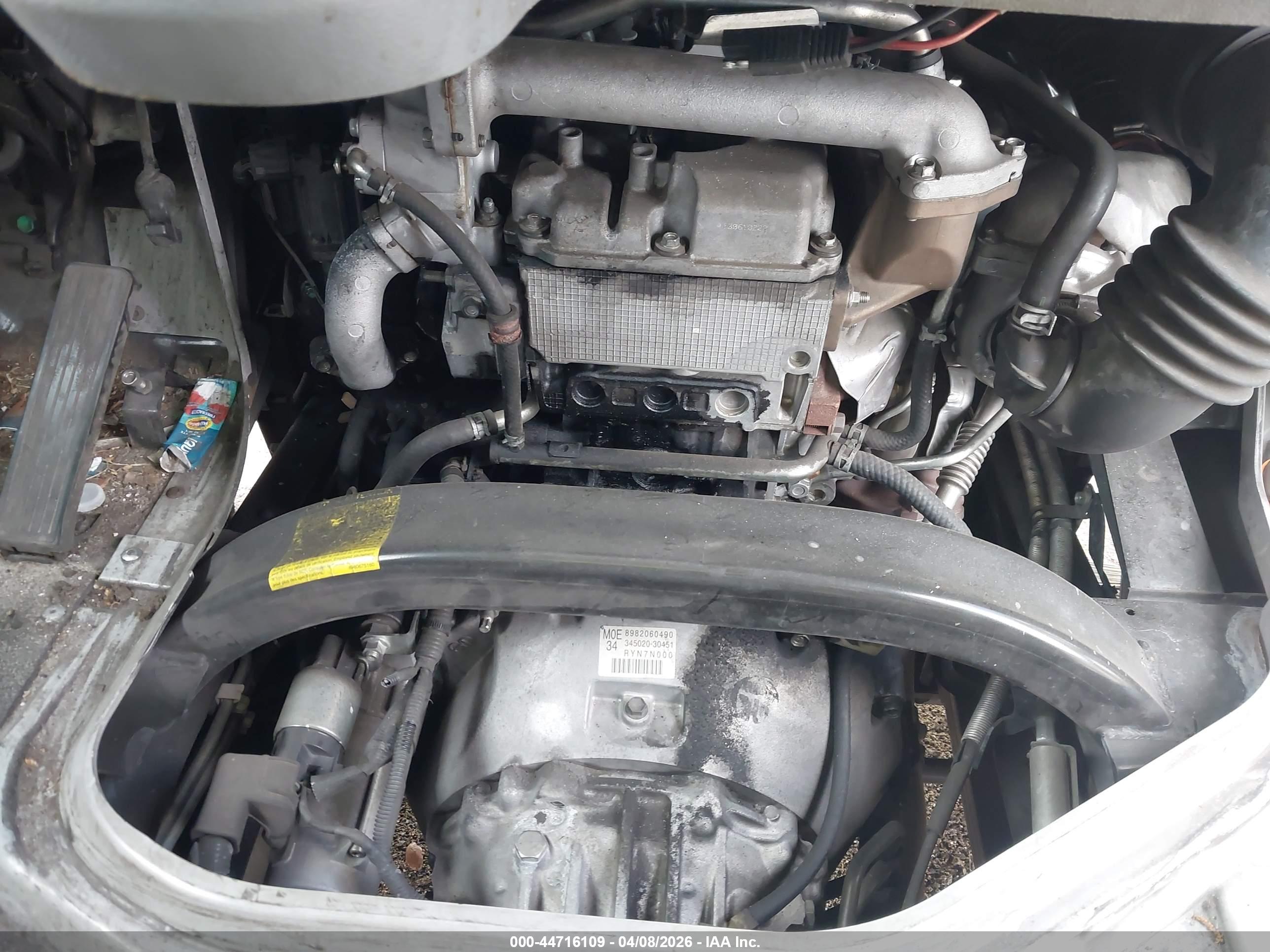 ISUZU COMMERCIAL image 10