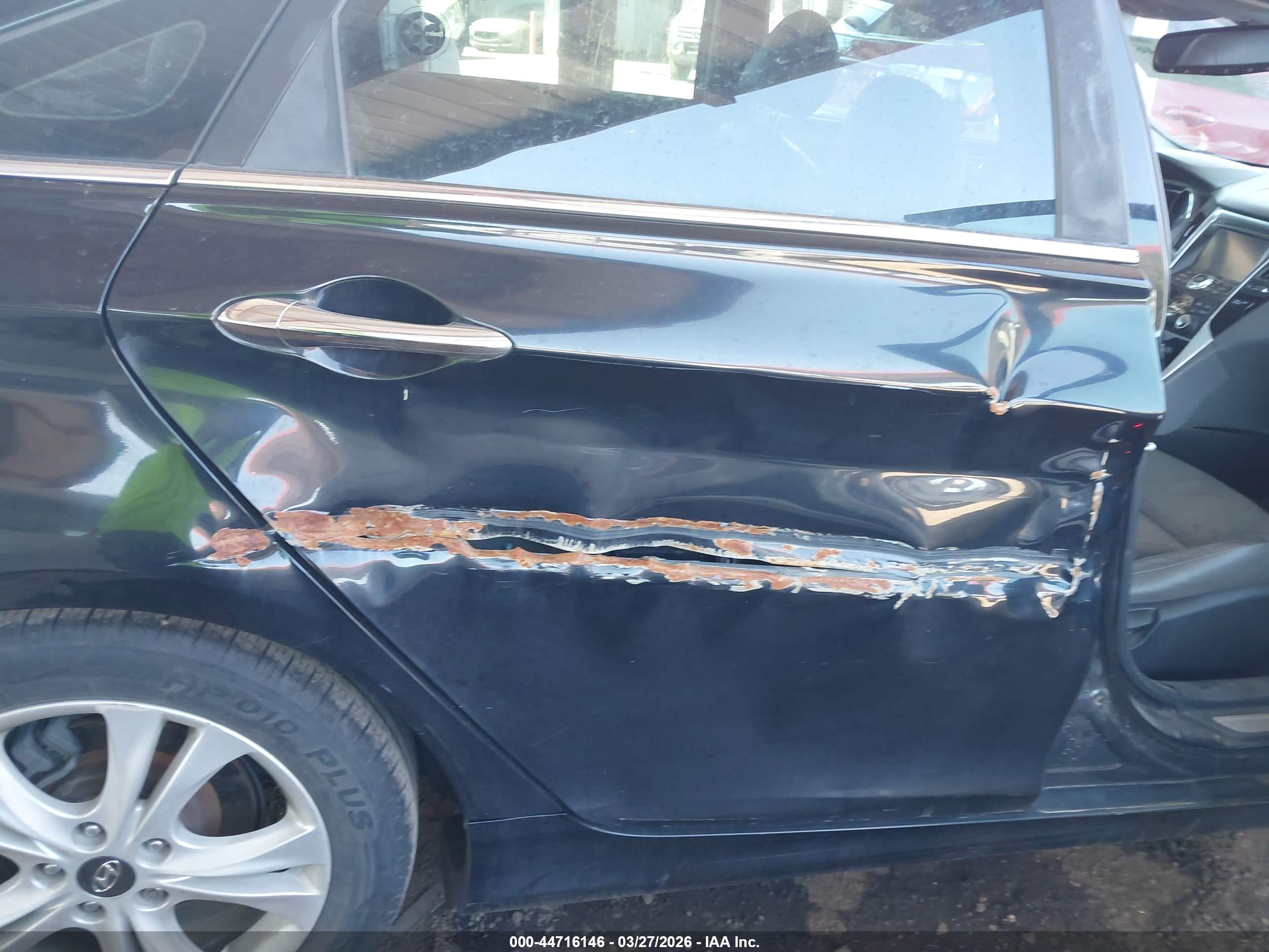 HYUNDAI SONATA image 8