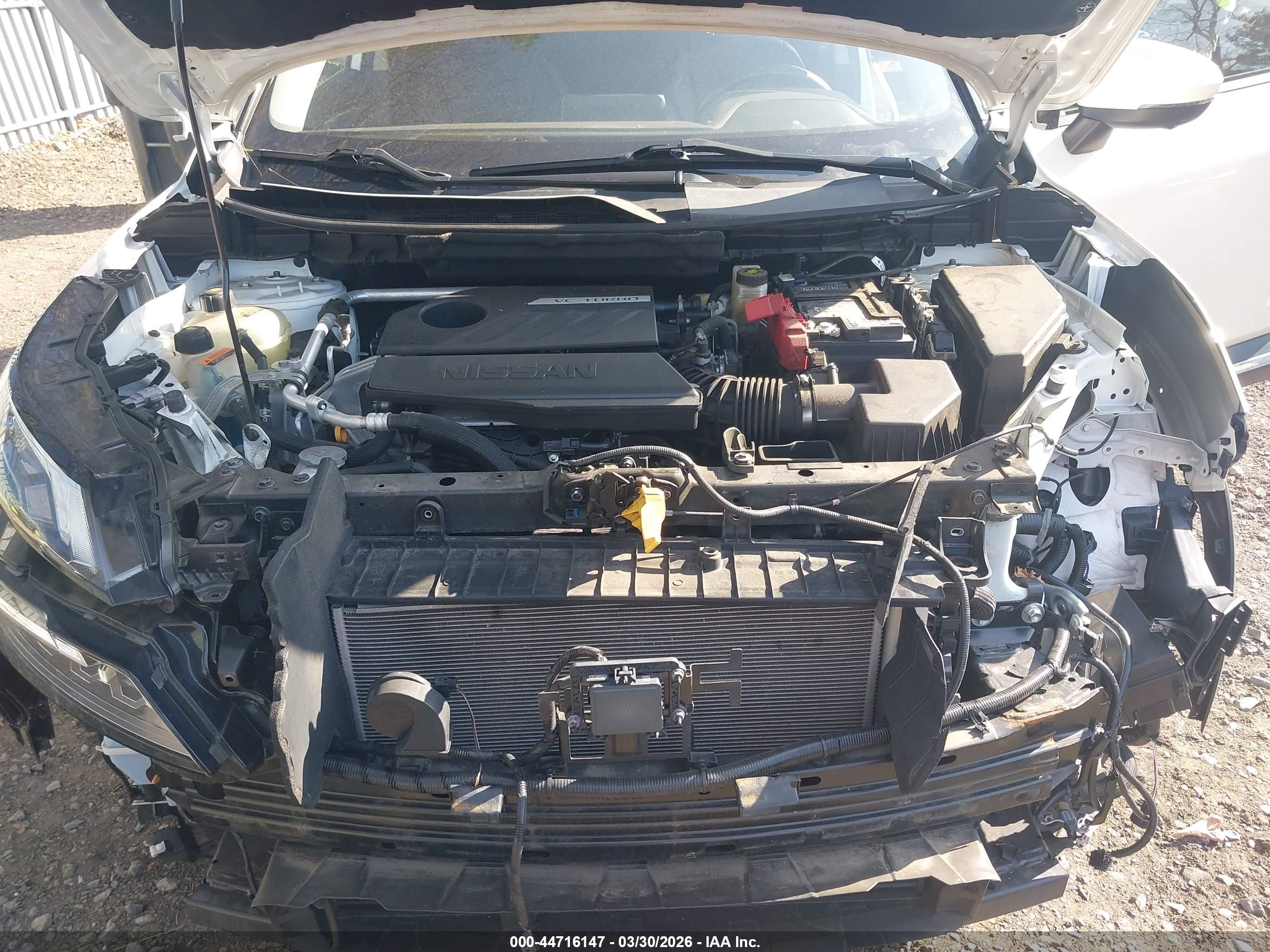 NISSAN ROGUE image 10