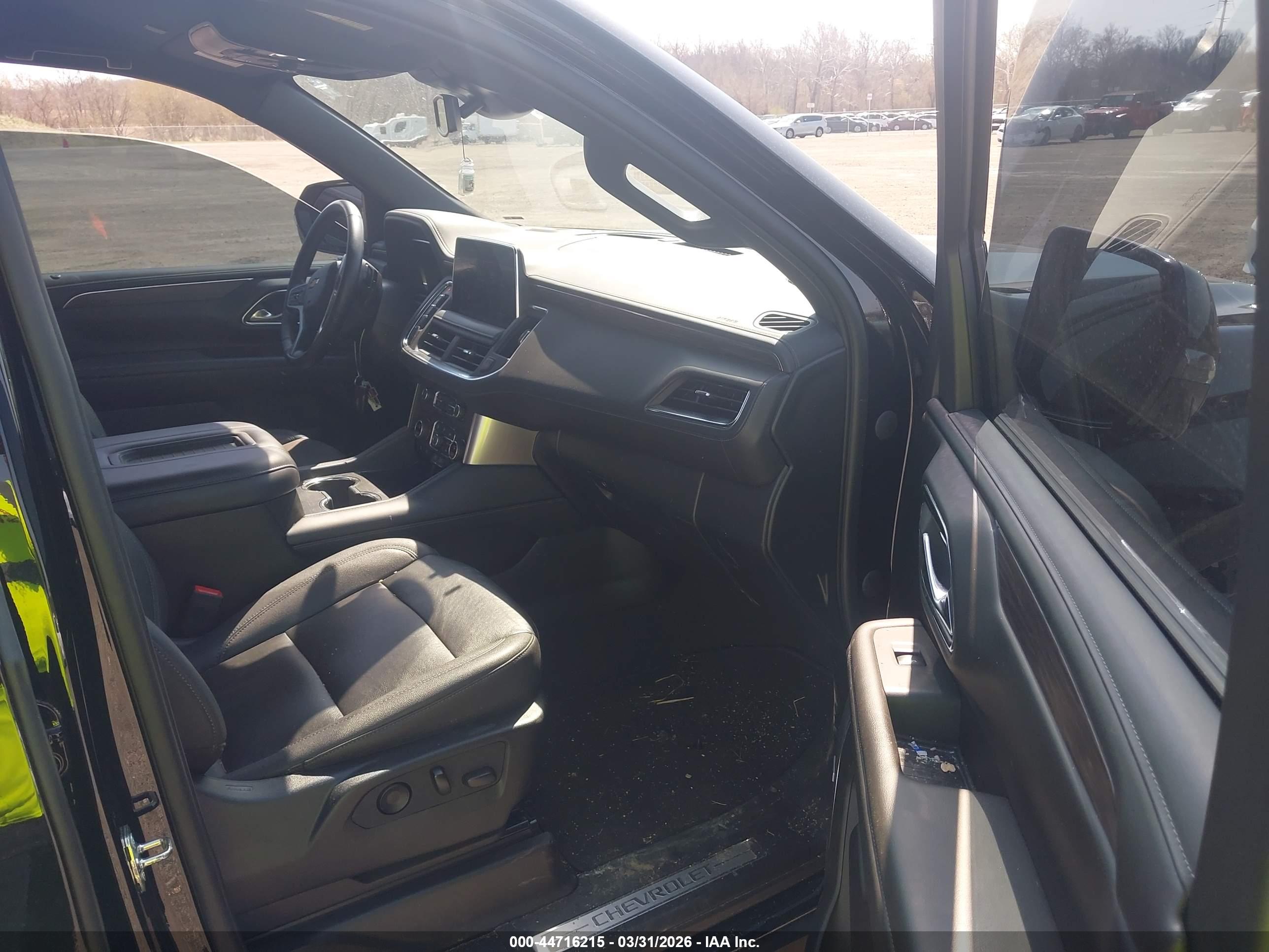 CHEVROLET TAHOE image 5