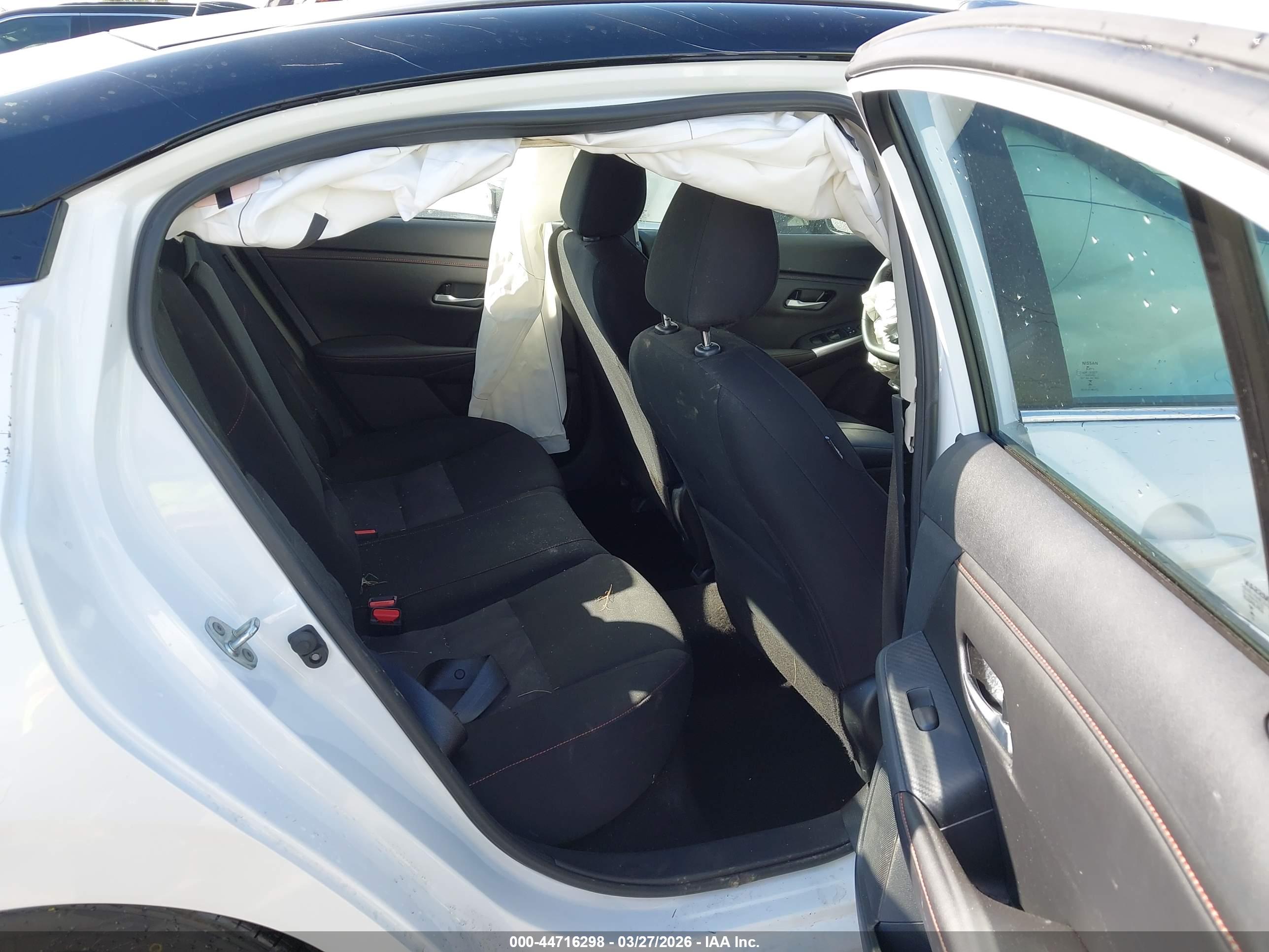 NISSAN SENTRA image 8