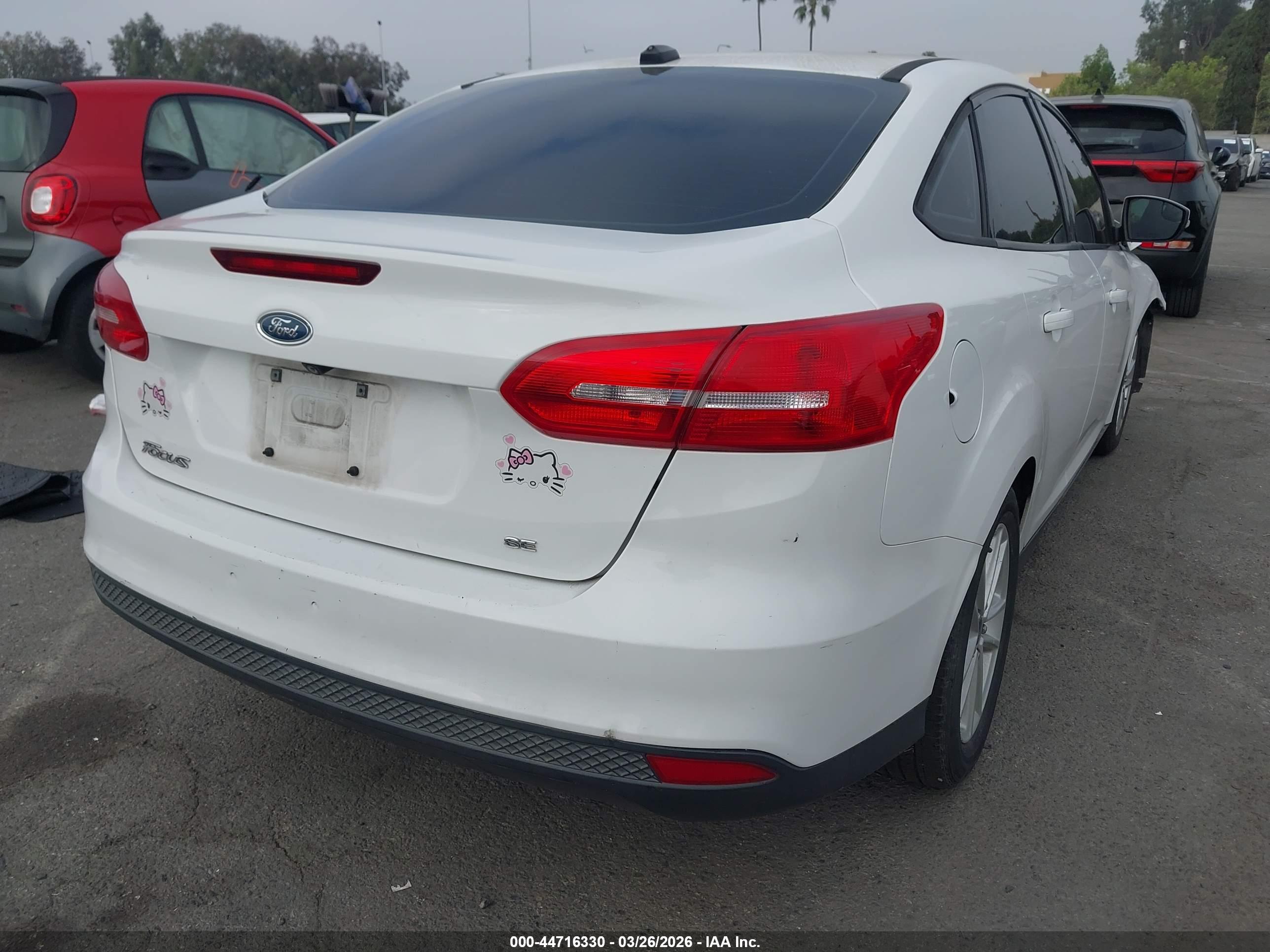 FORD FOCUS image 4