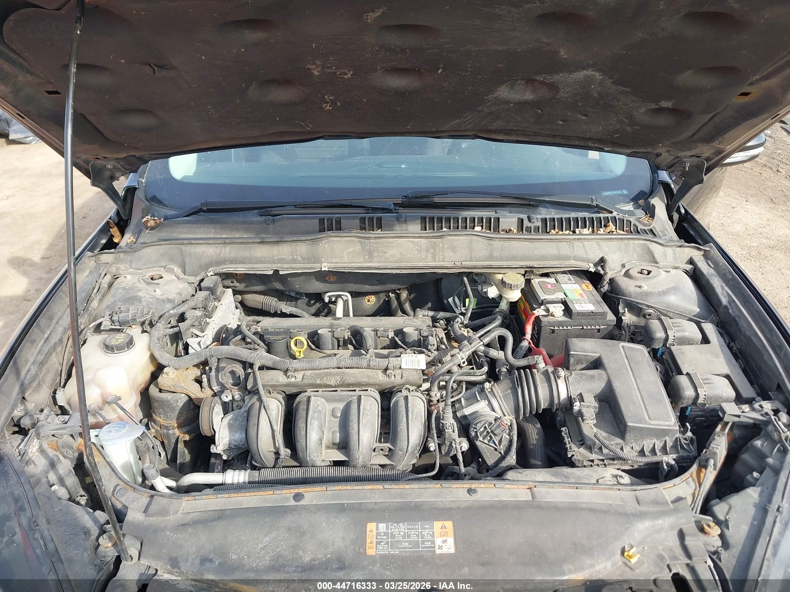 FORD FUSION image 10