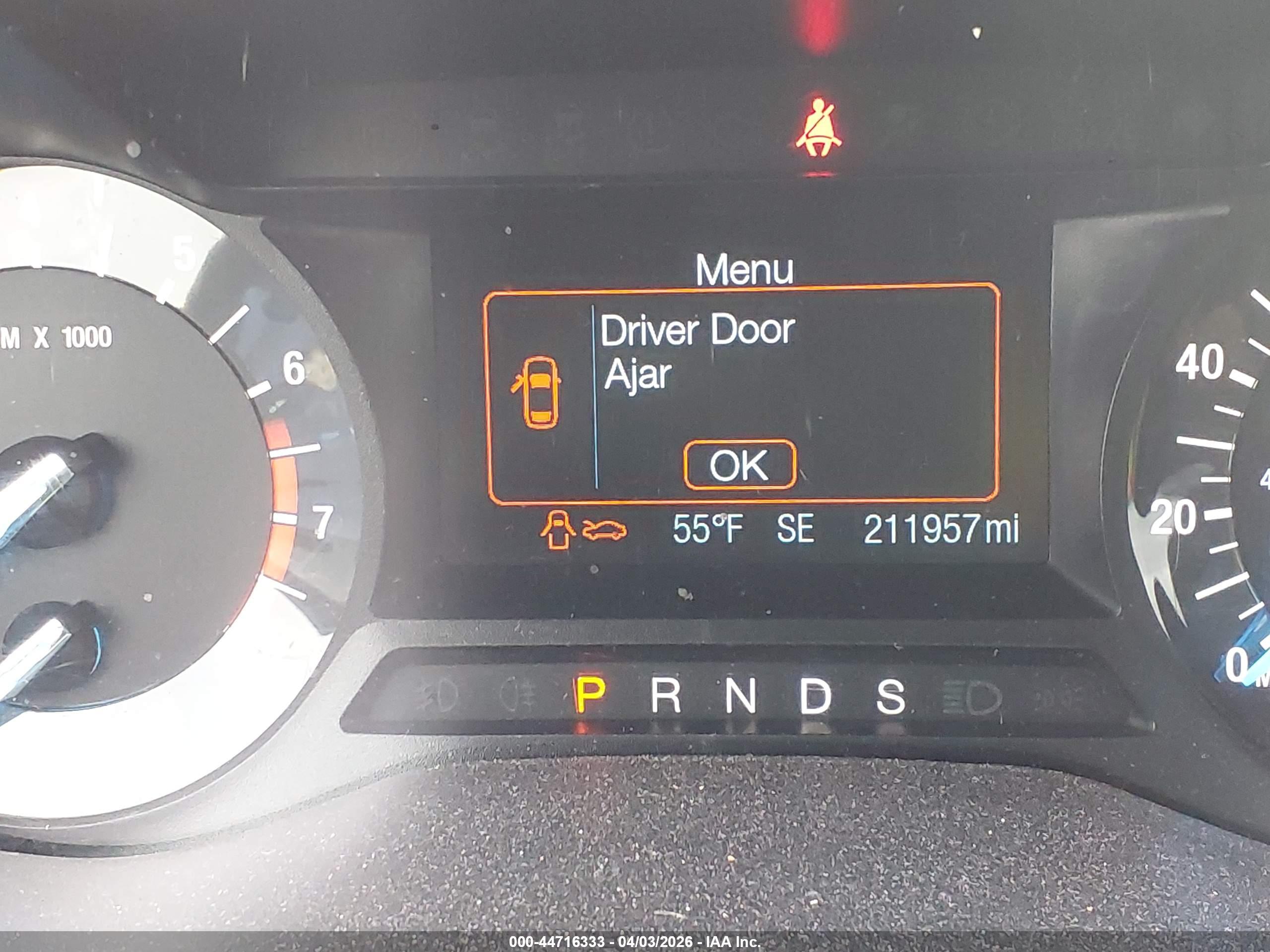 FORD FUSION image 7