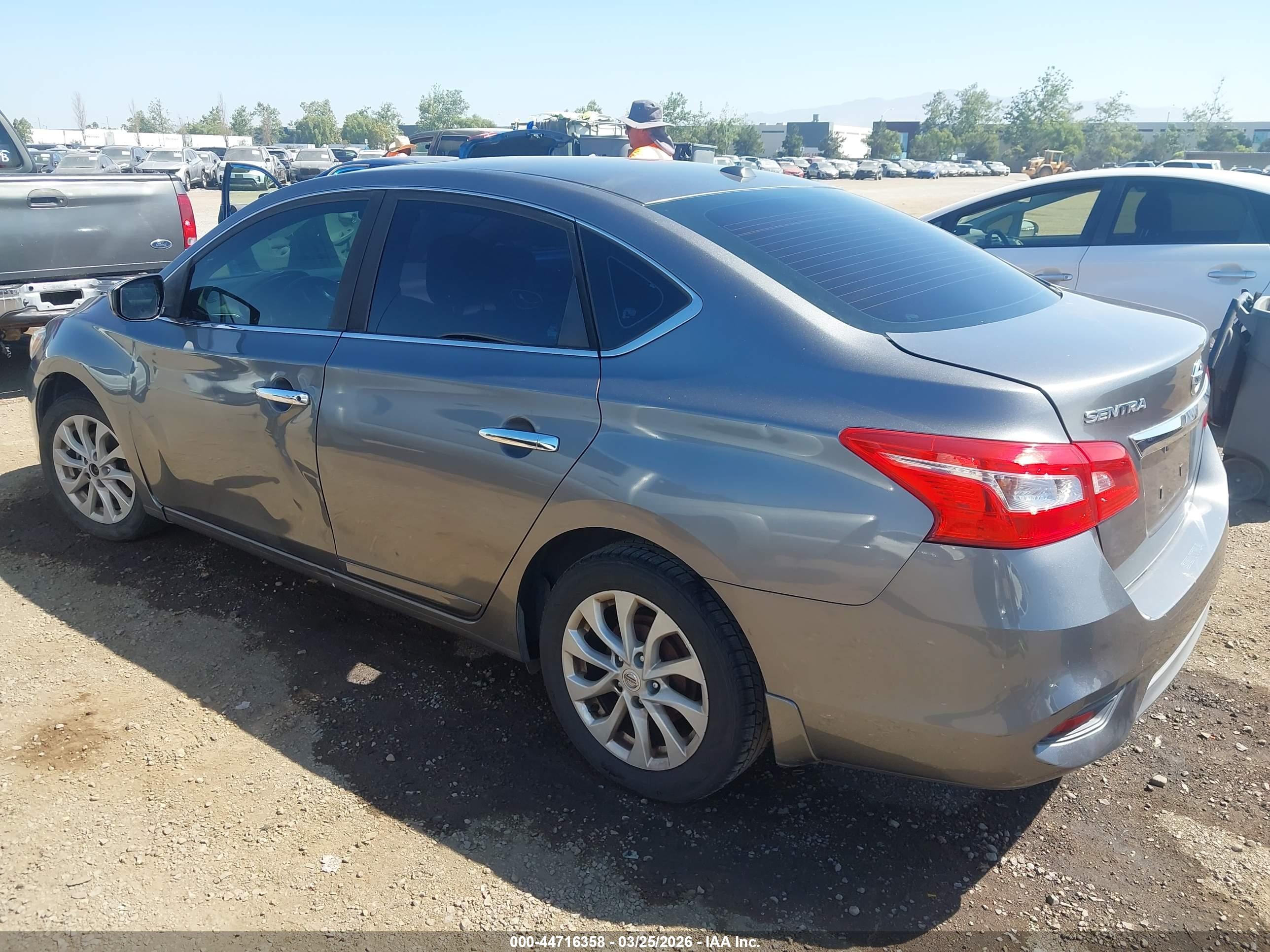 NISSAN SENTRA image 3