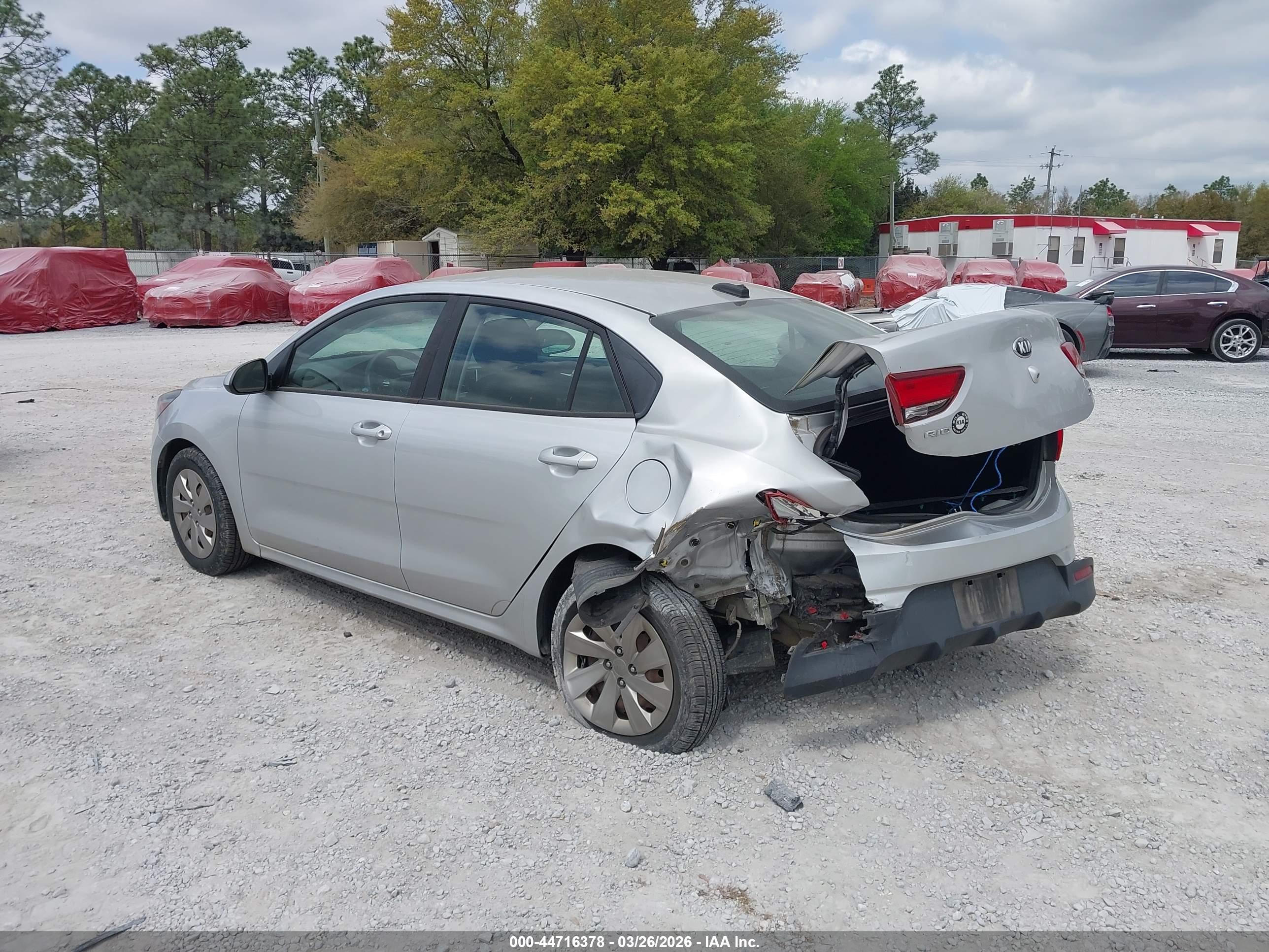 KIA RIO image 3
