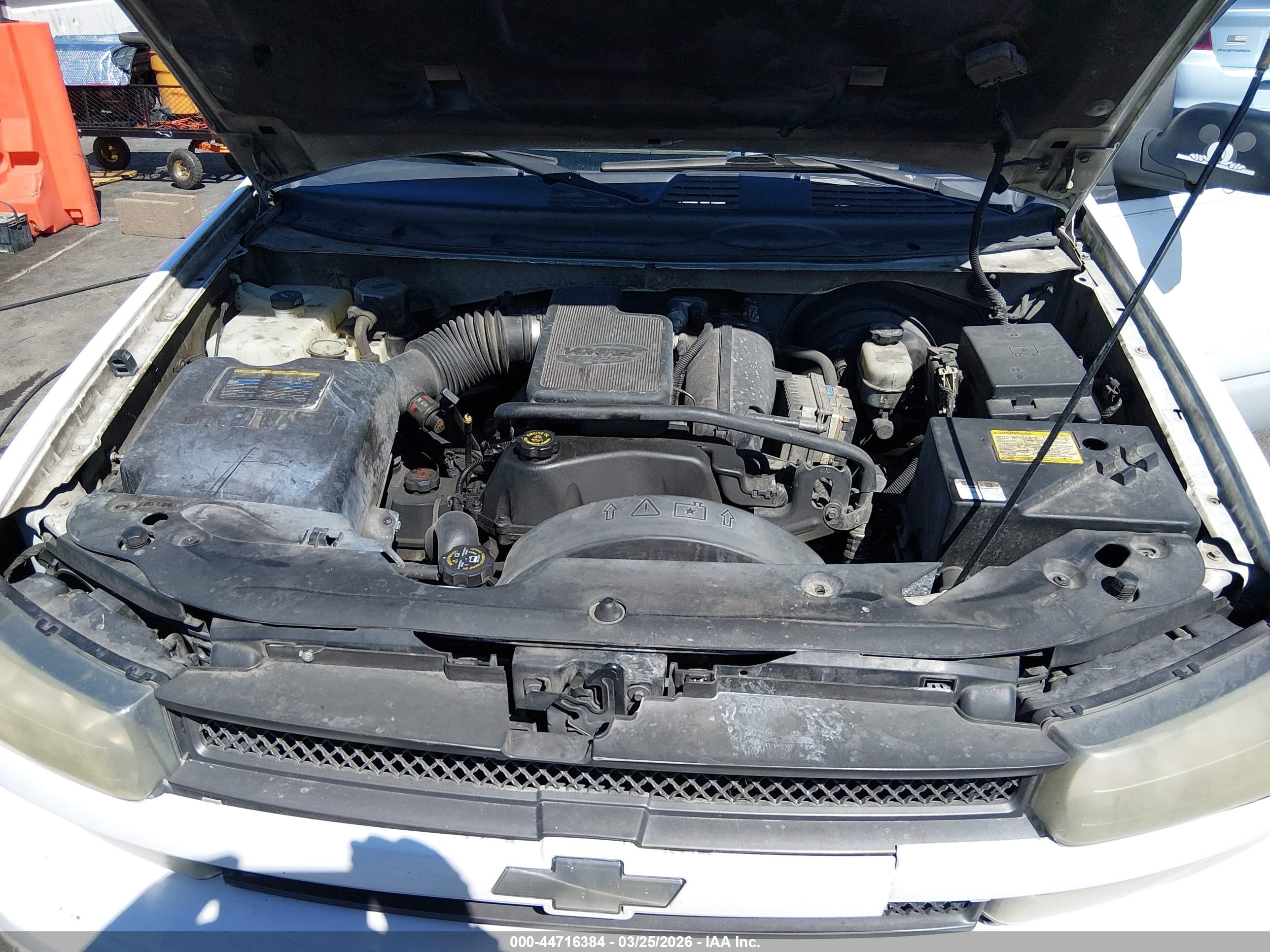 CHEVROLET TRAILBLAZER image 10