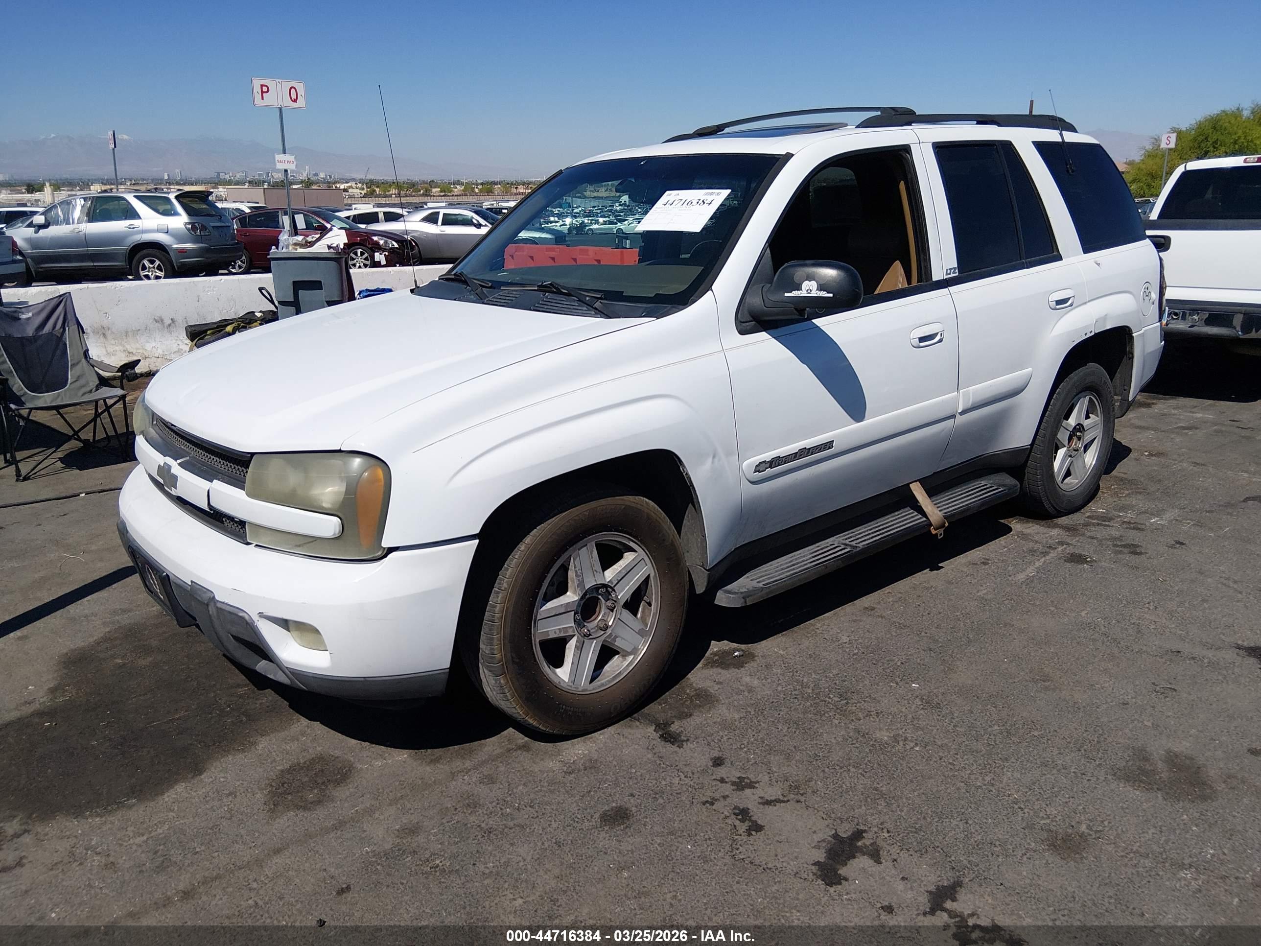 CHEVROLET TRAILBLAZER image 2