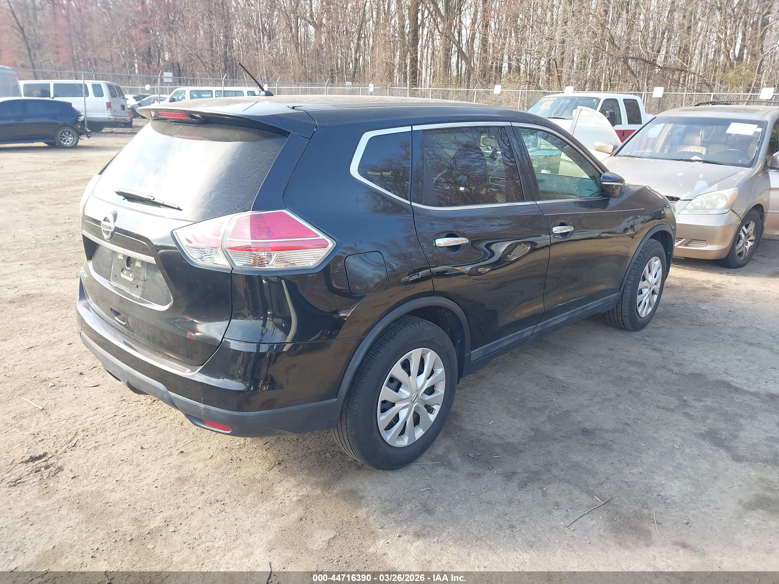 NISSAN ROGUE image 4