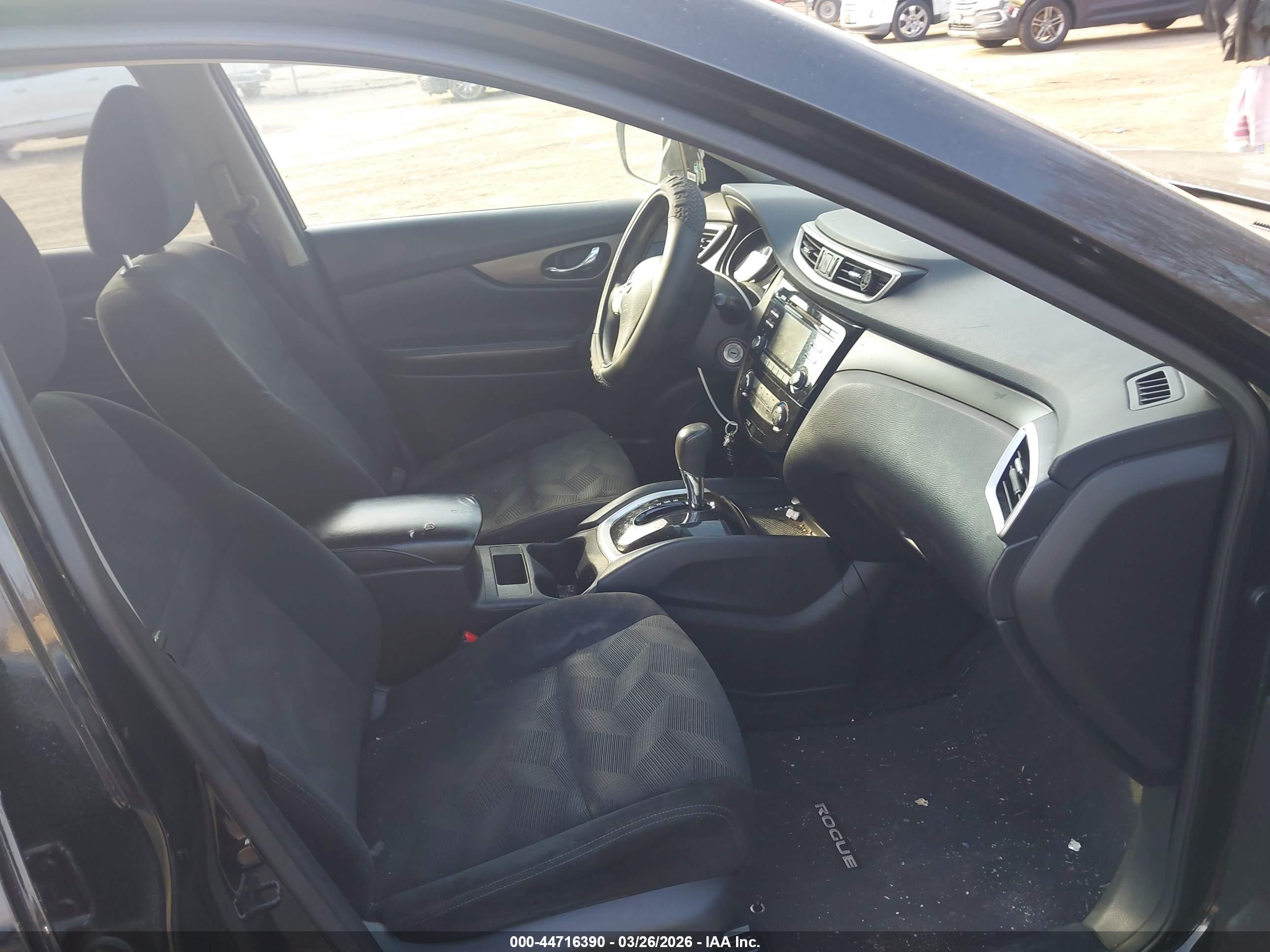 NISSAN ROGUE image 5