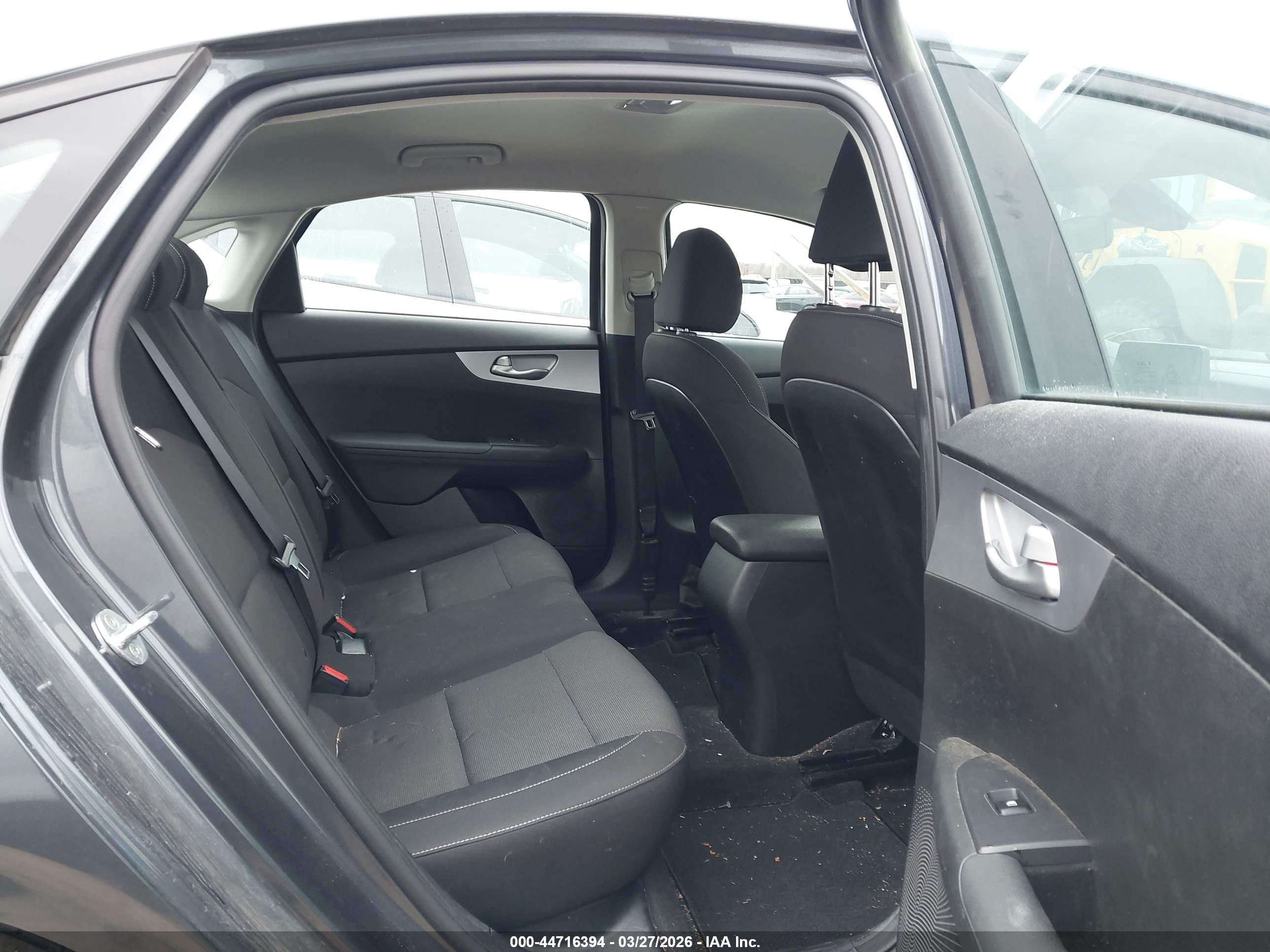KIA FORTE image 8