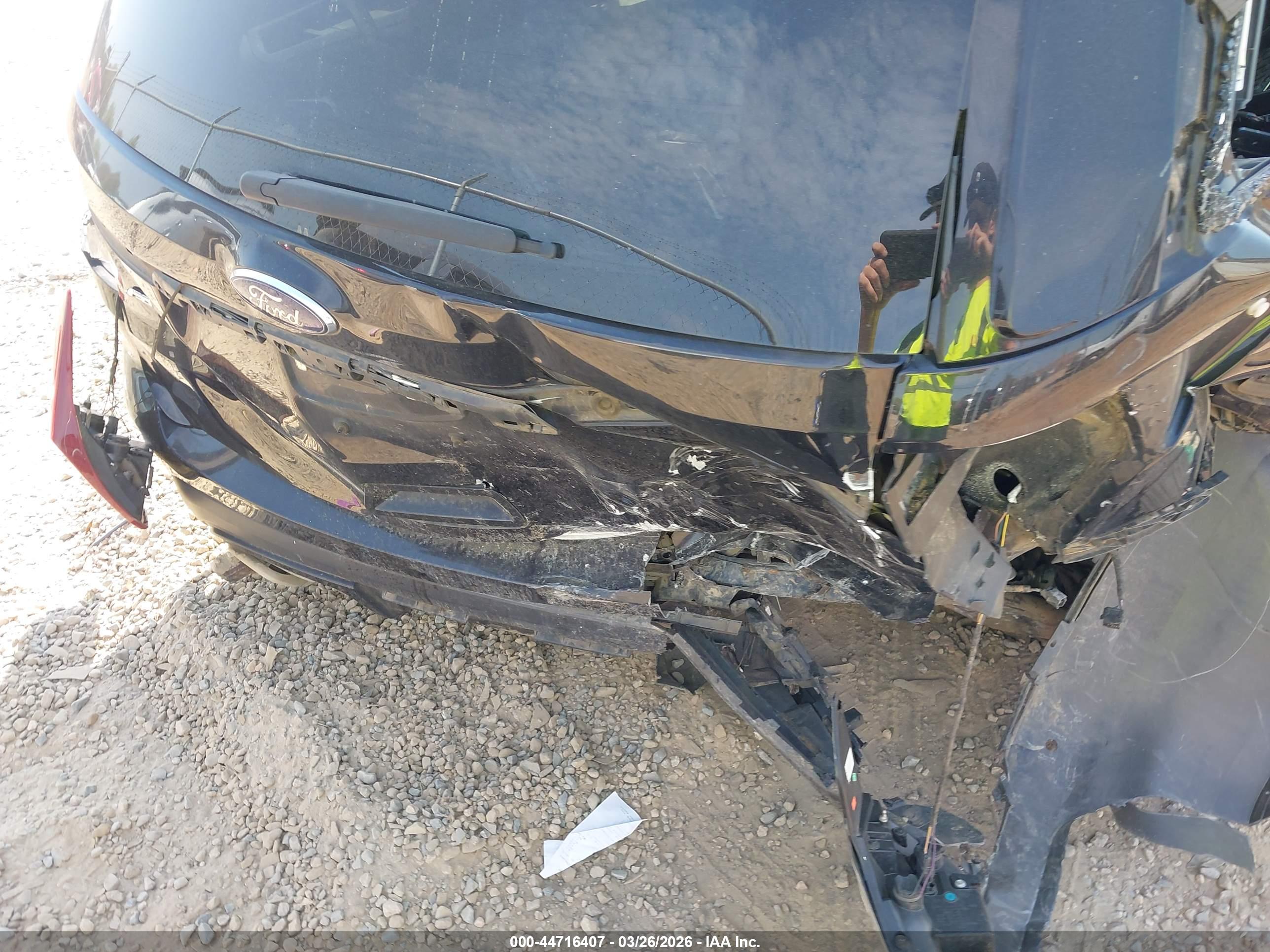 FORD EXPLORER image 6