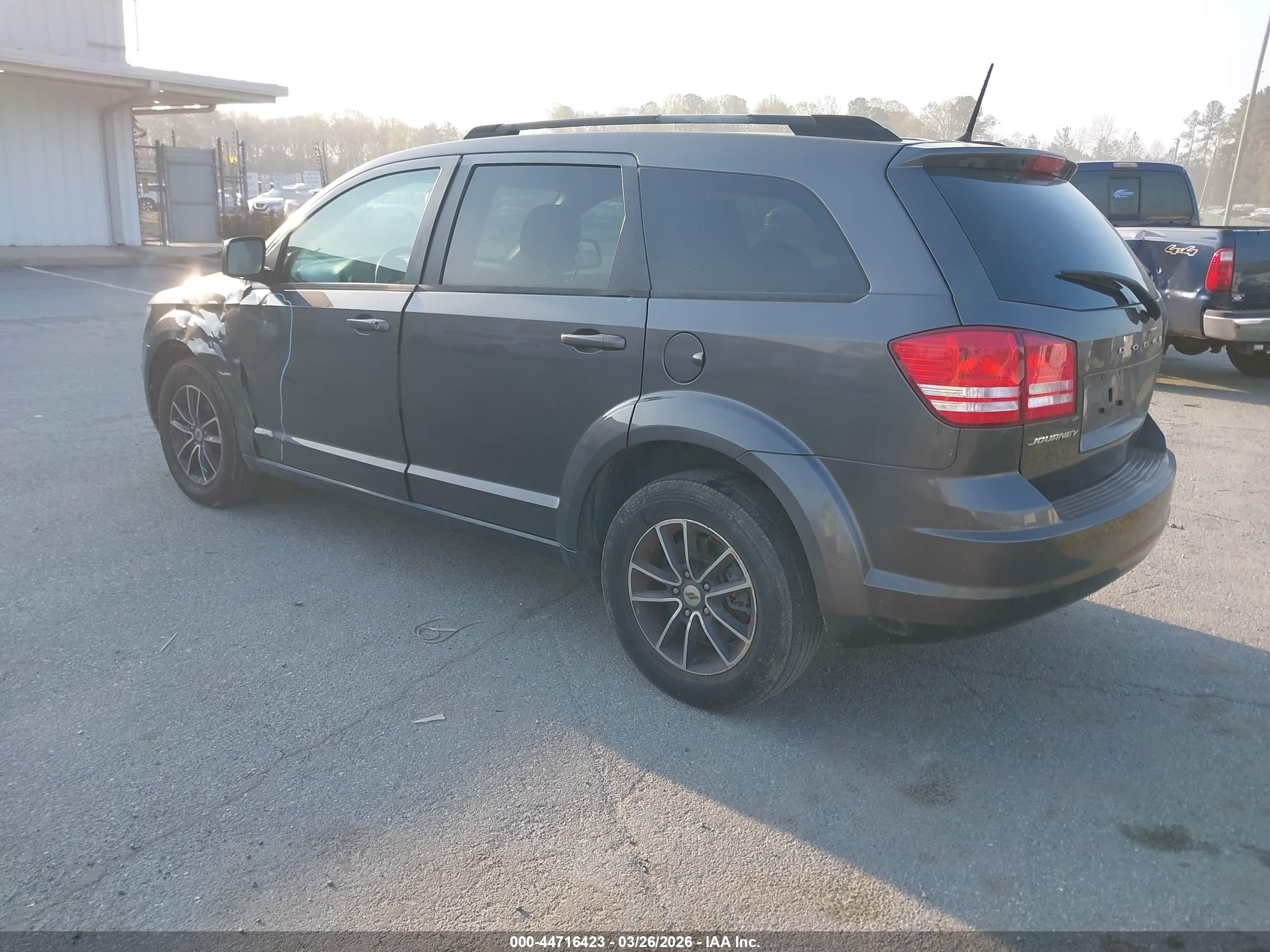DODGE JOURNEY image 3