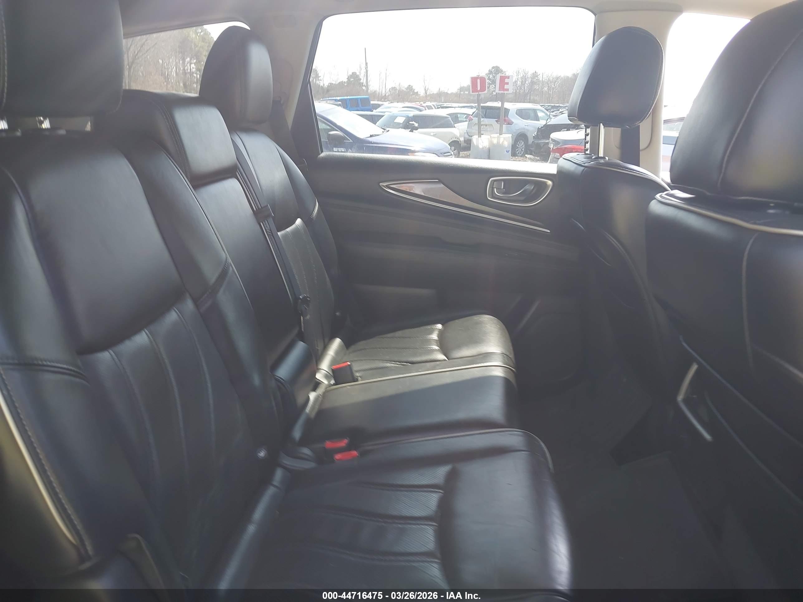 INFINITI QX60 image 8