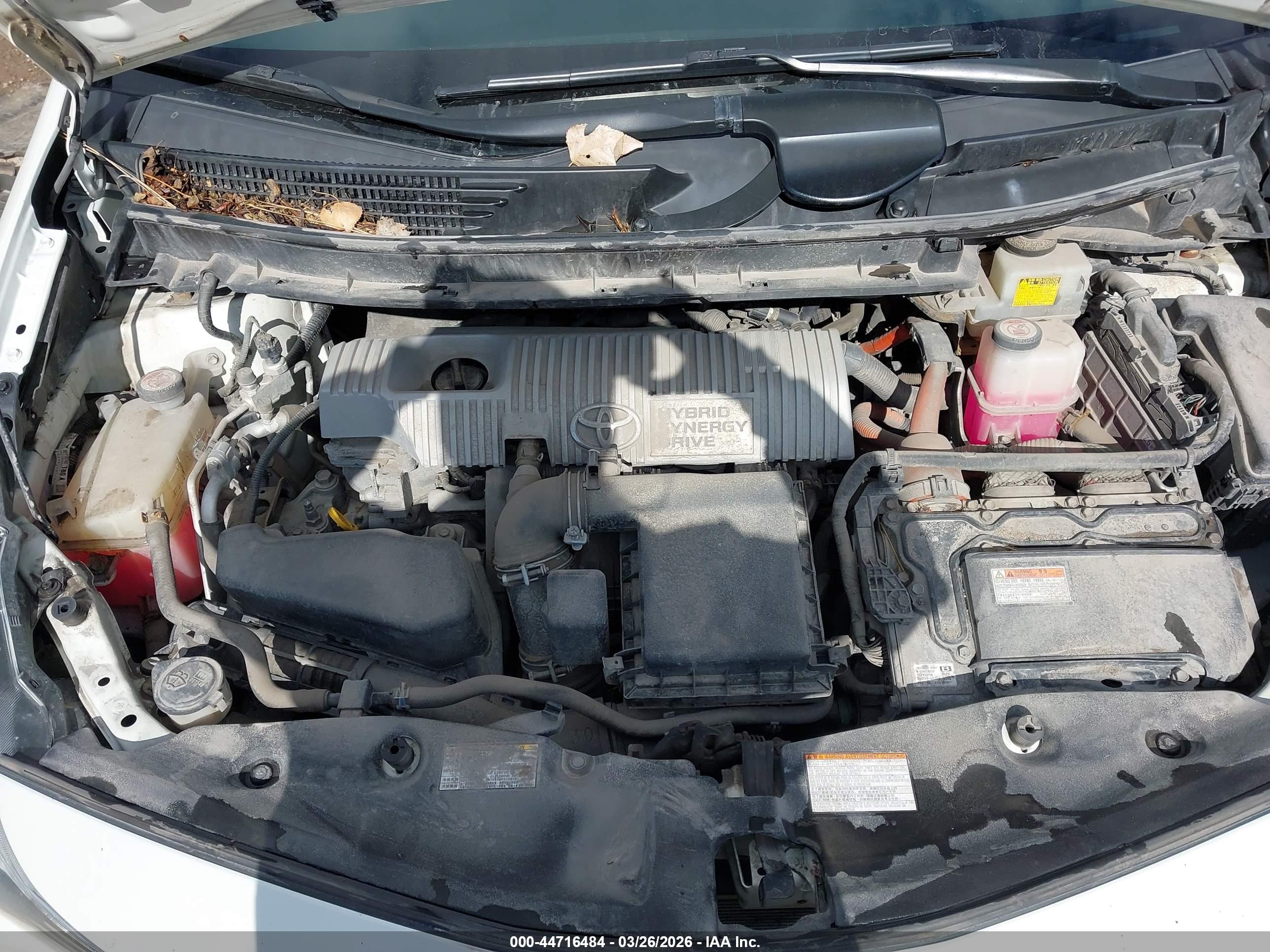 TOYOTA PRIUS image 10