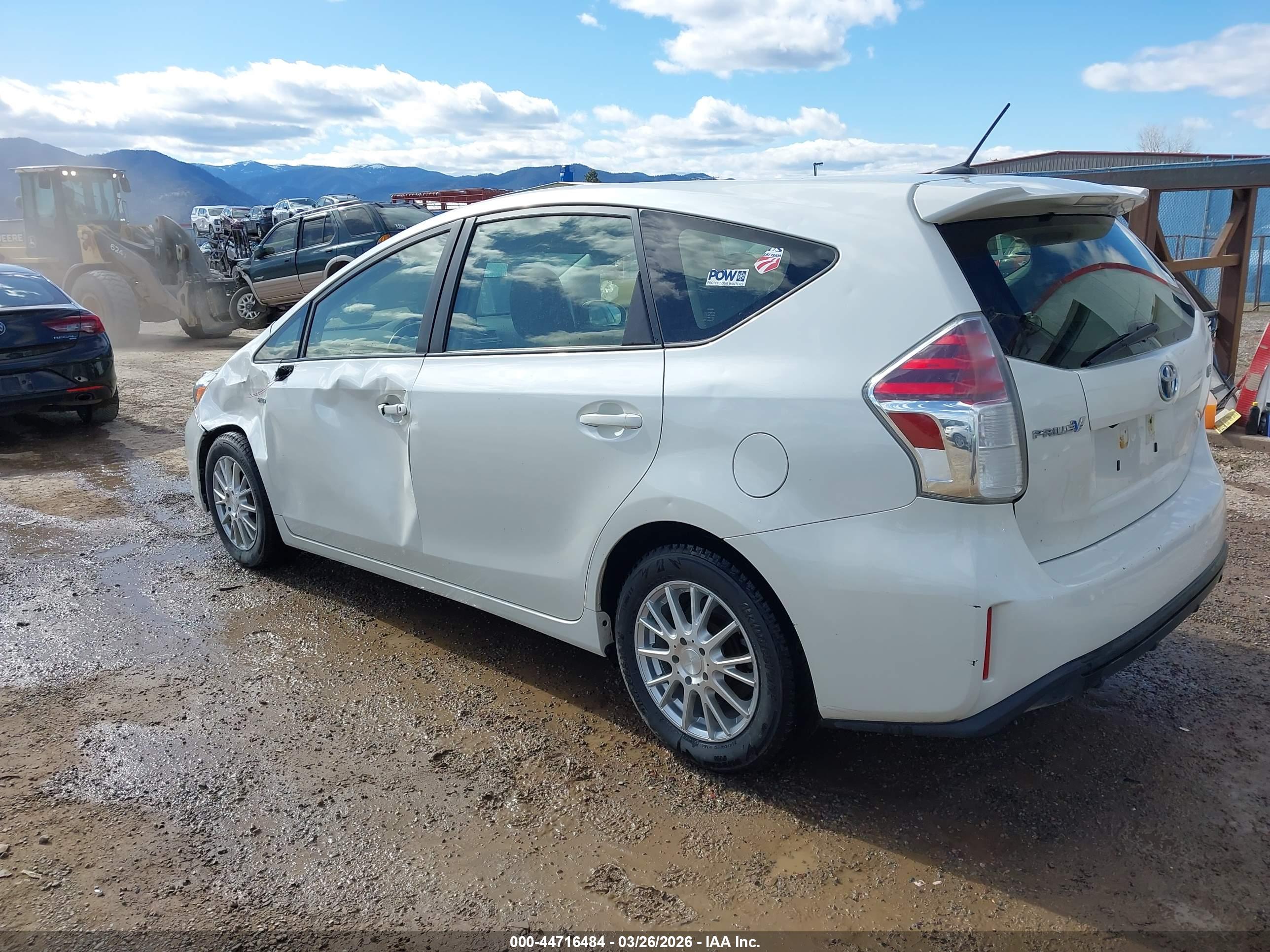 TOYOTA PRIUS image 3