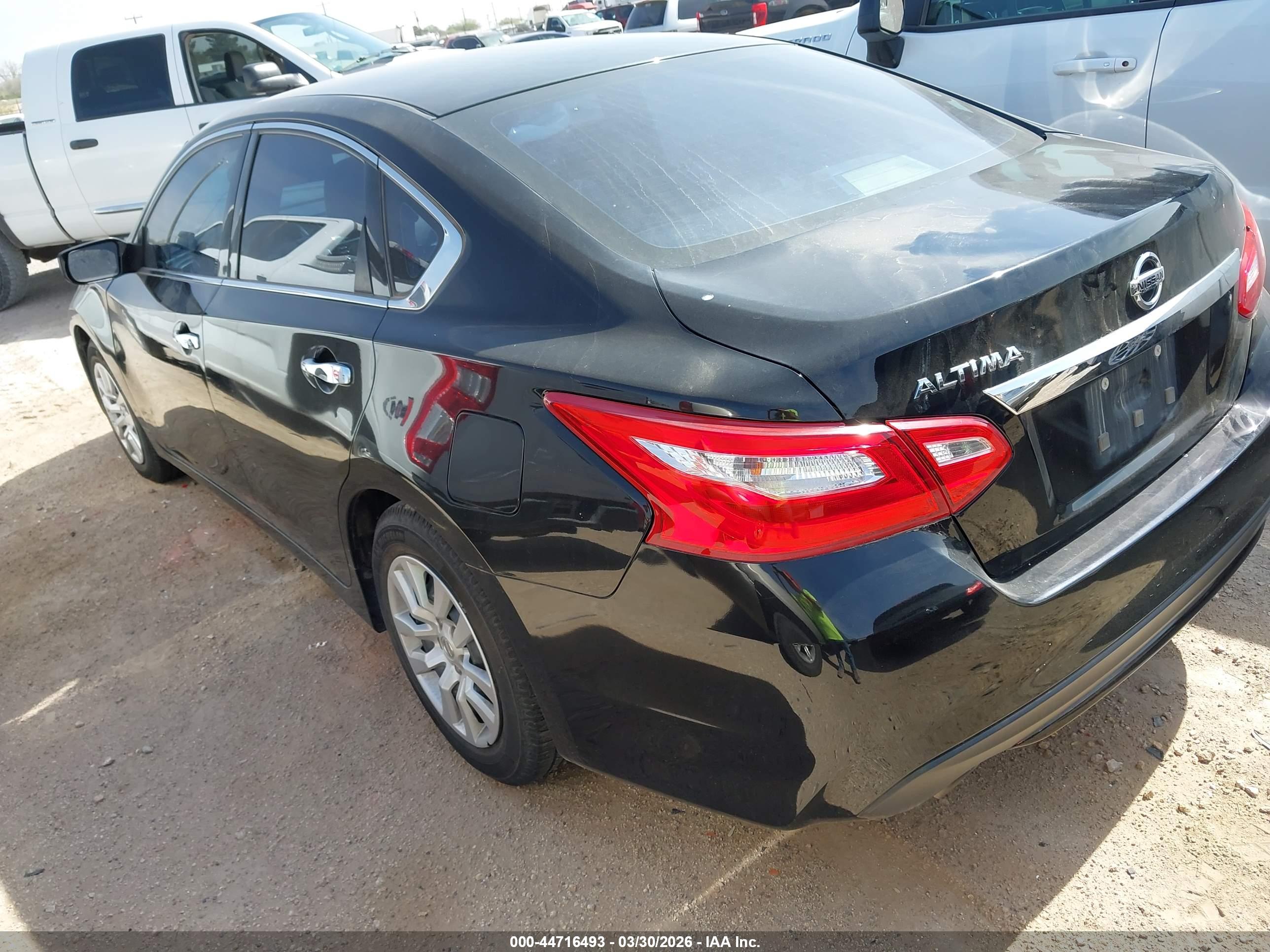 NISSAN ALTIMA image 3