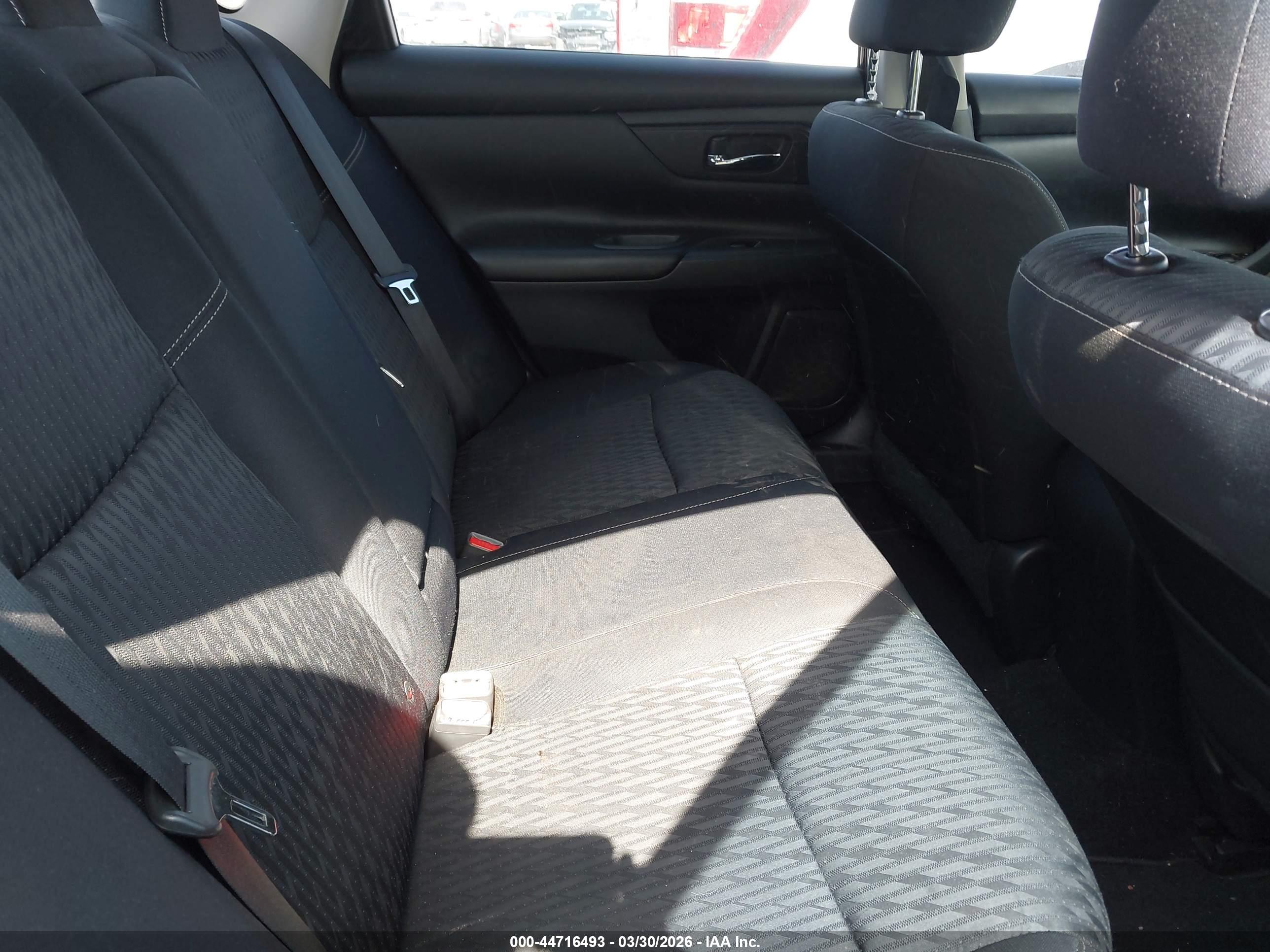 NISSAN ALTIMA image 8