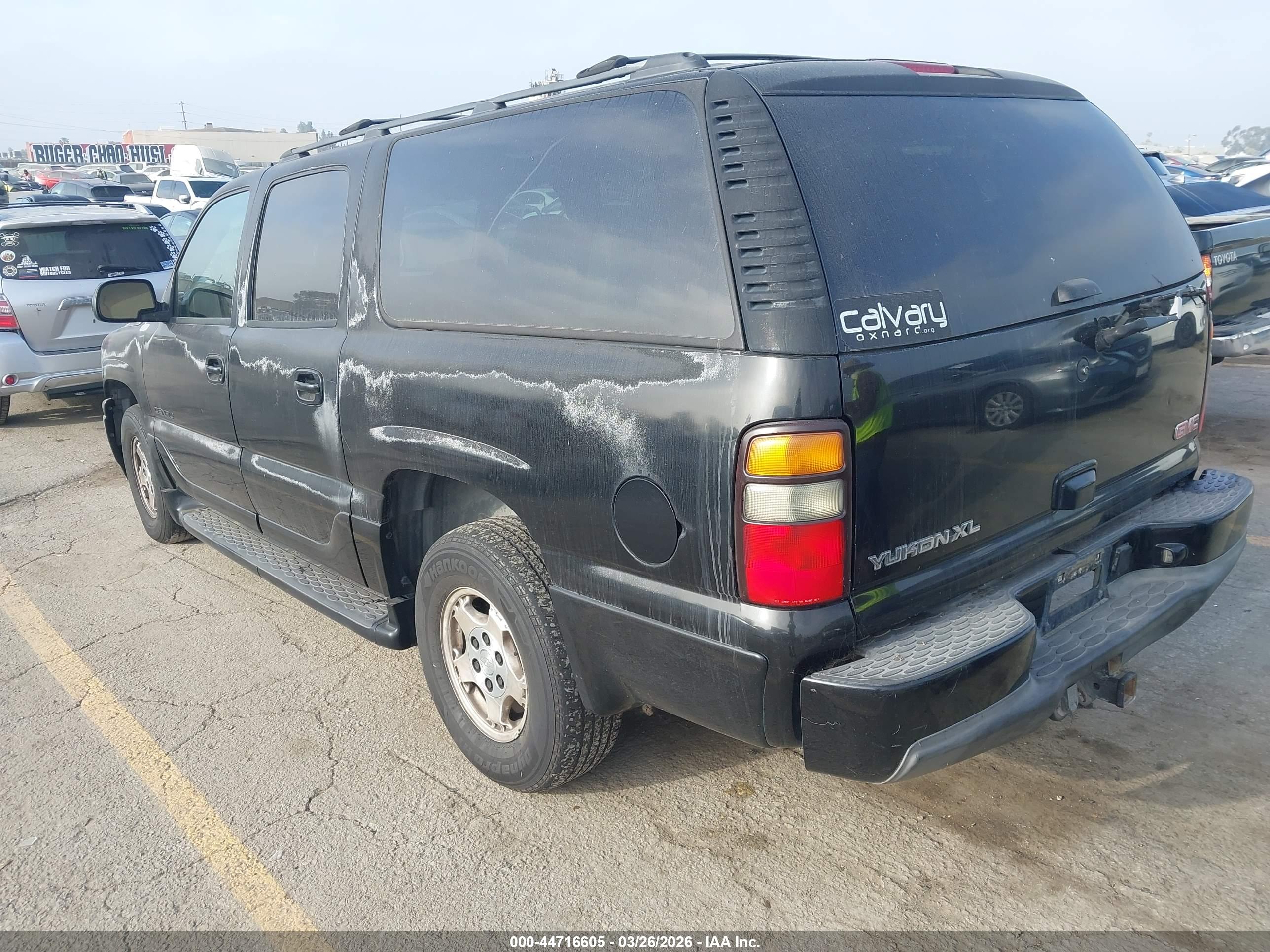 GMC YUKON image 3