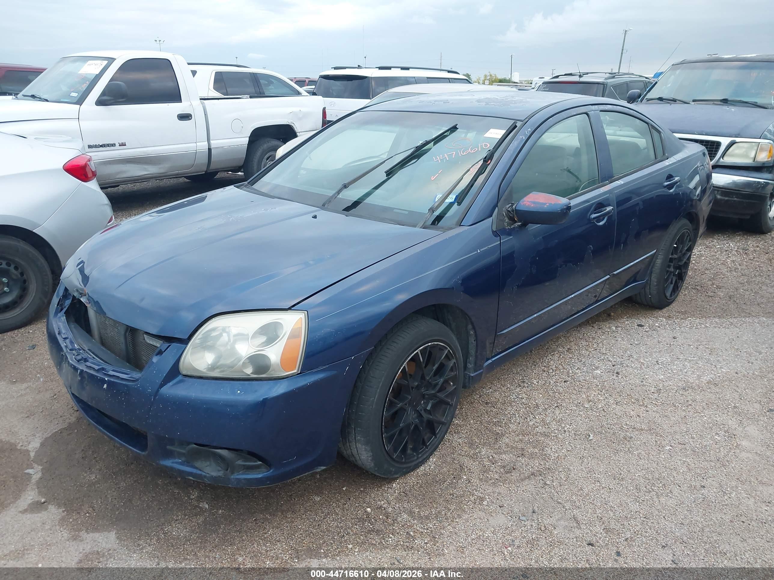 MITSUBISHI GALANT image 2