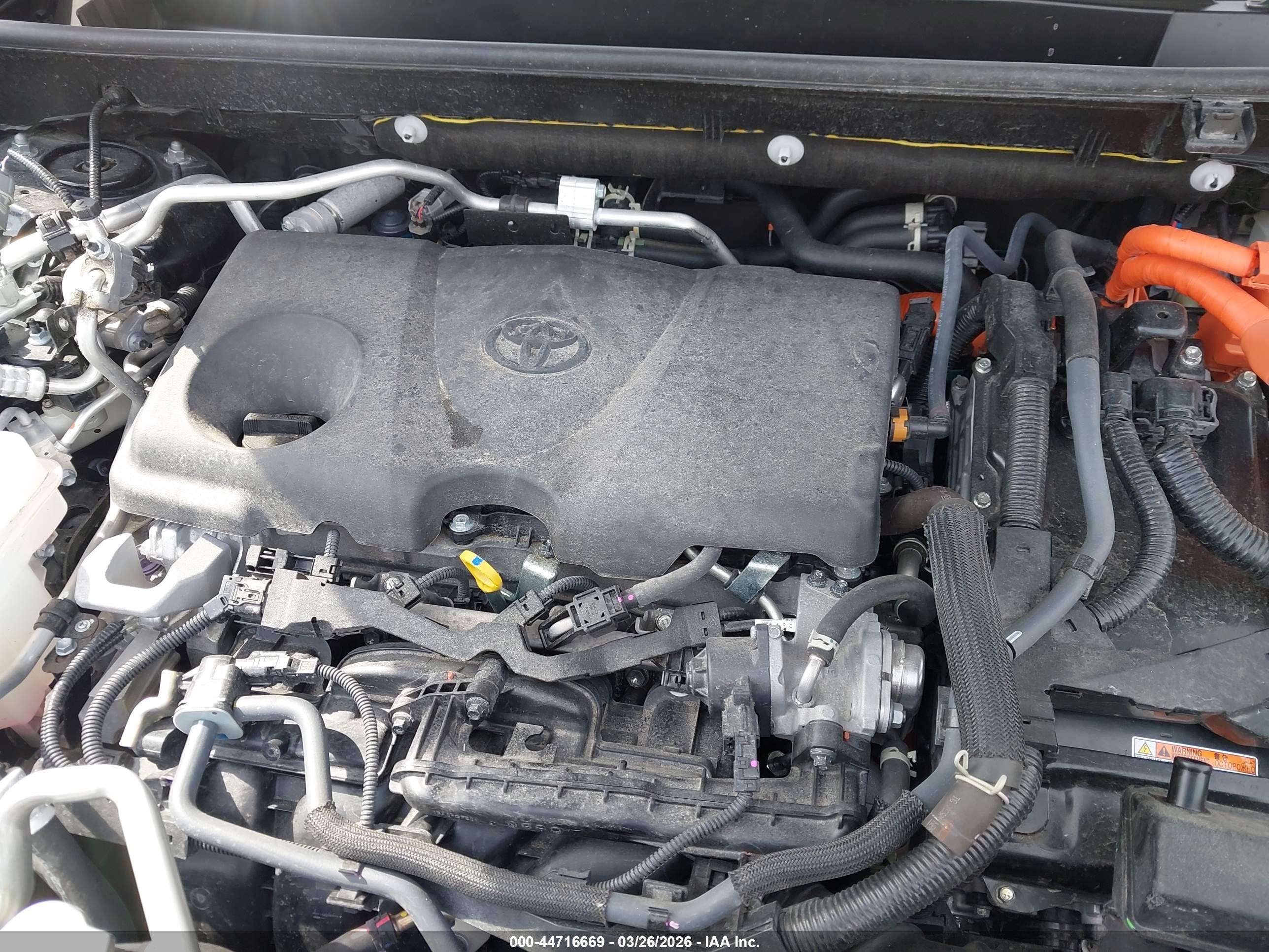 TOYOTA RAV4 image 10