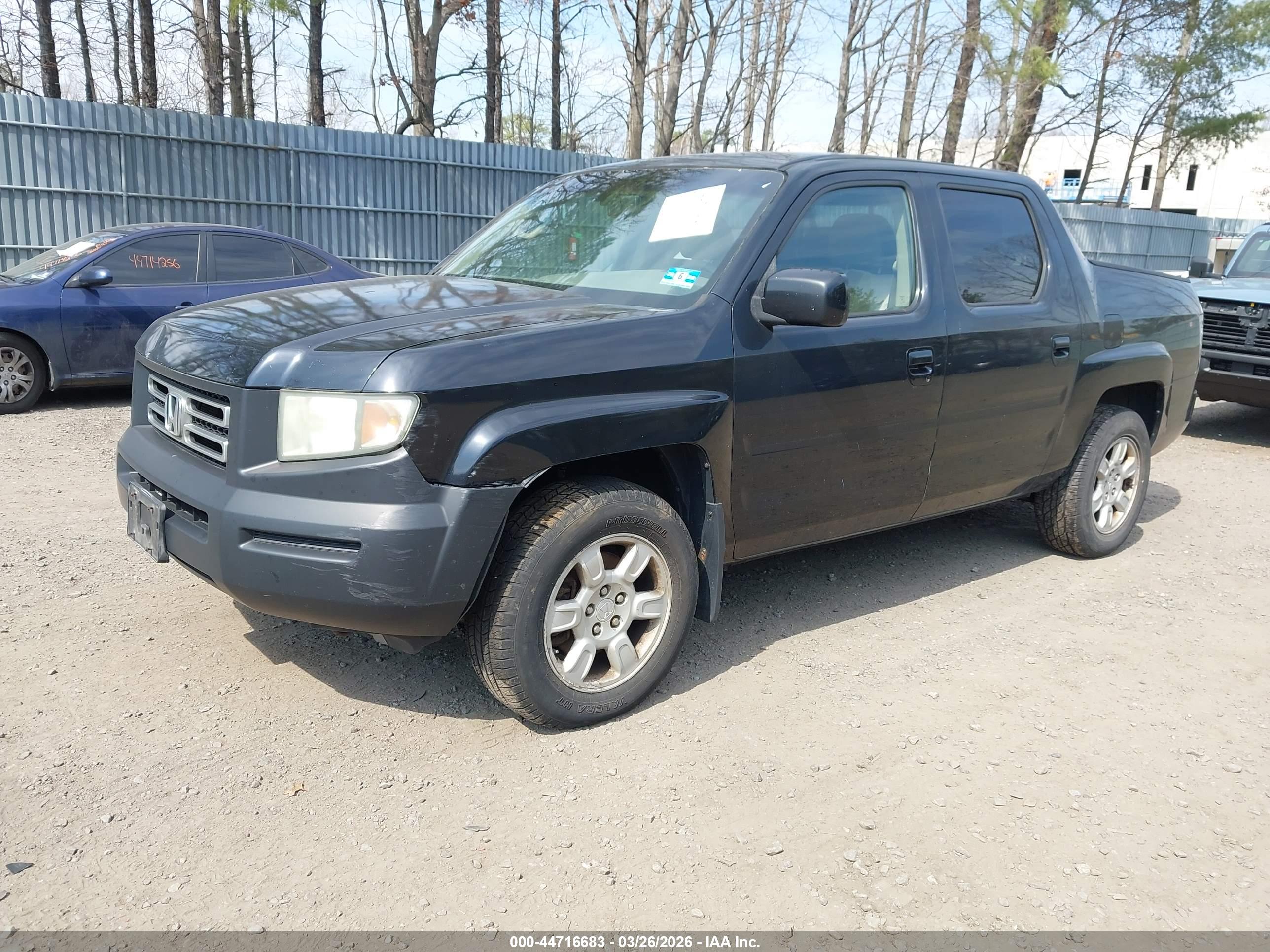 HONDA RIDGELINE image 2