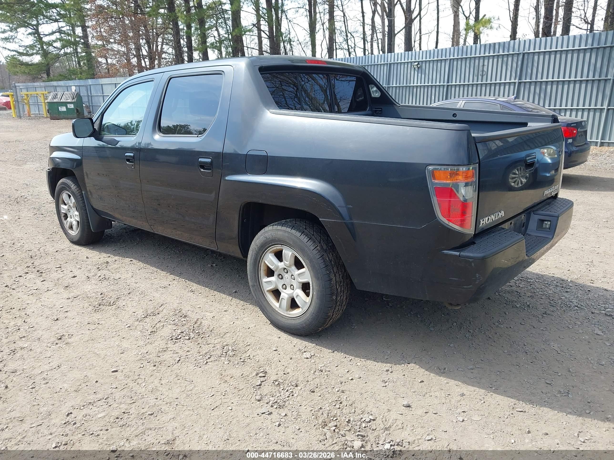 HONDA RIDGELINE image 3
