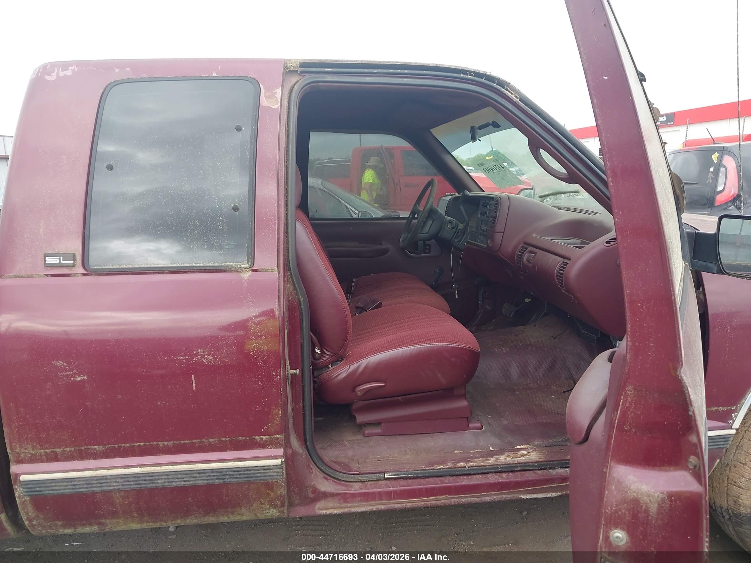 GMC SIERRA image 5