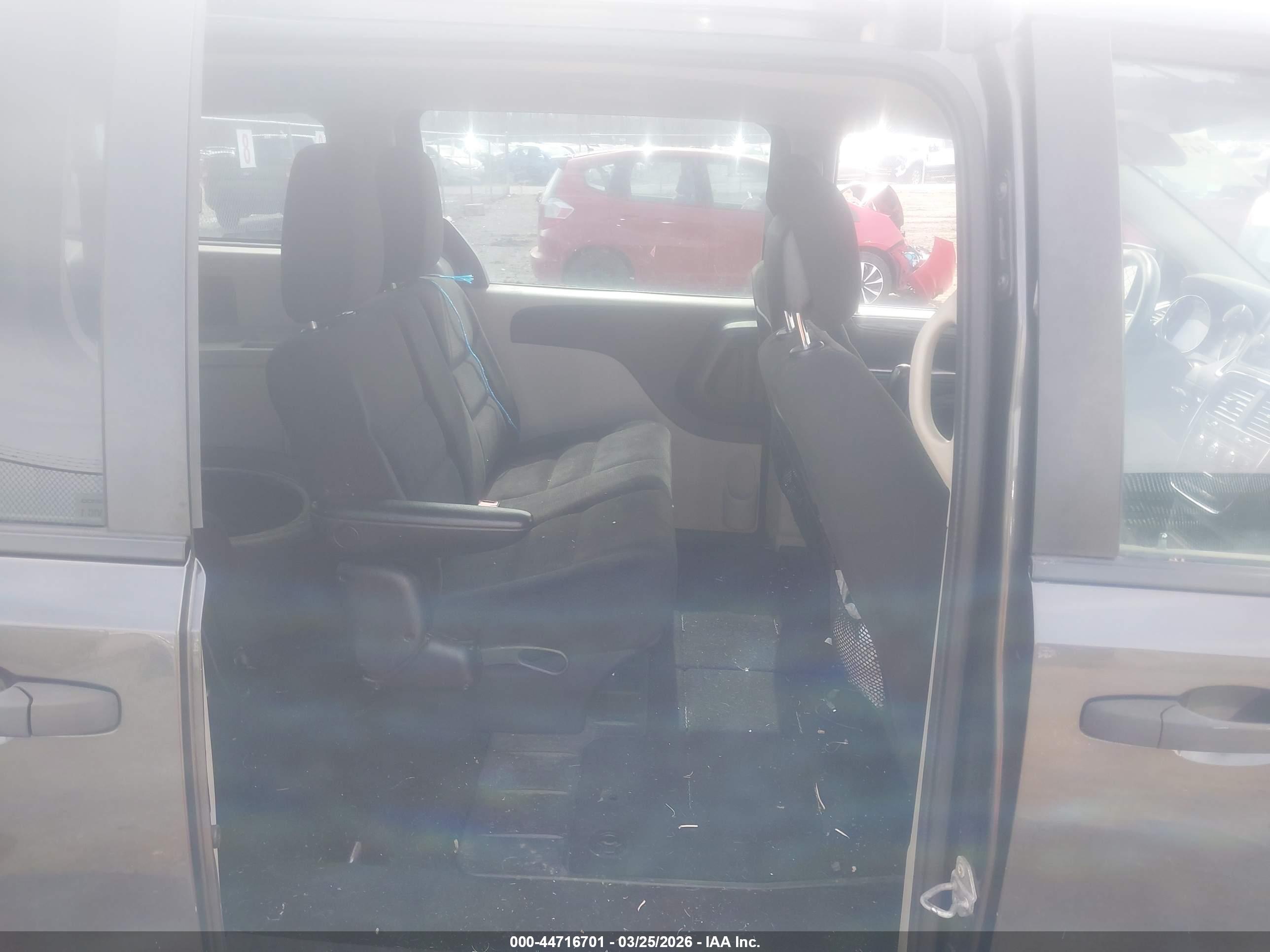 DODGE GRAND image 8