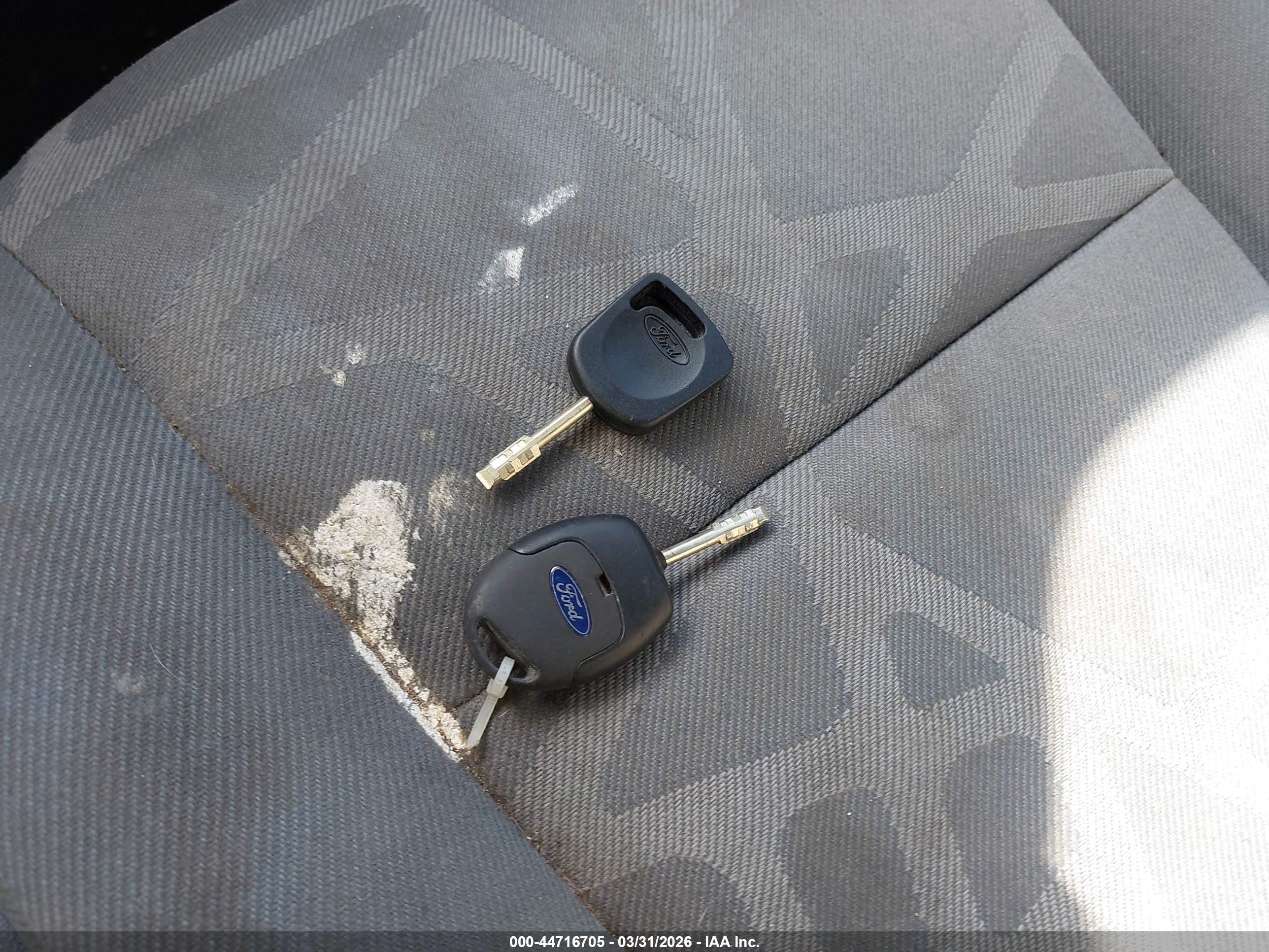 FORD TRANSIT image 11